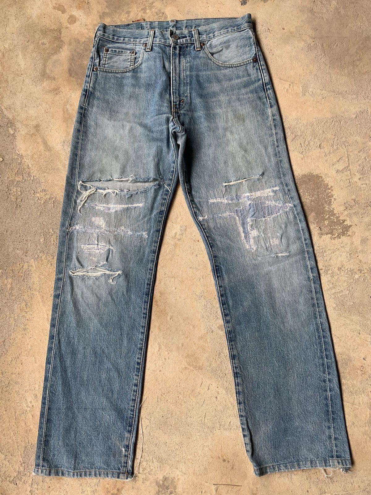 Levi's Vintage Levis Big E Selvedge Distressed Denim Size US 31 - 1 Thumbnail