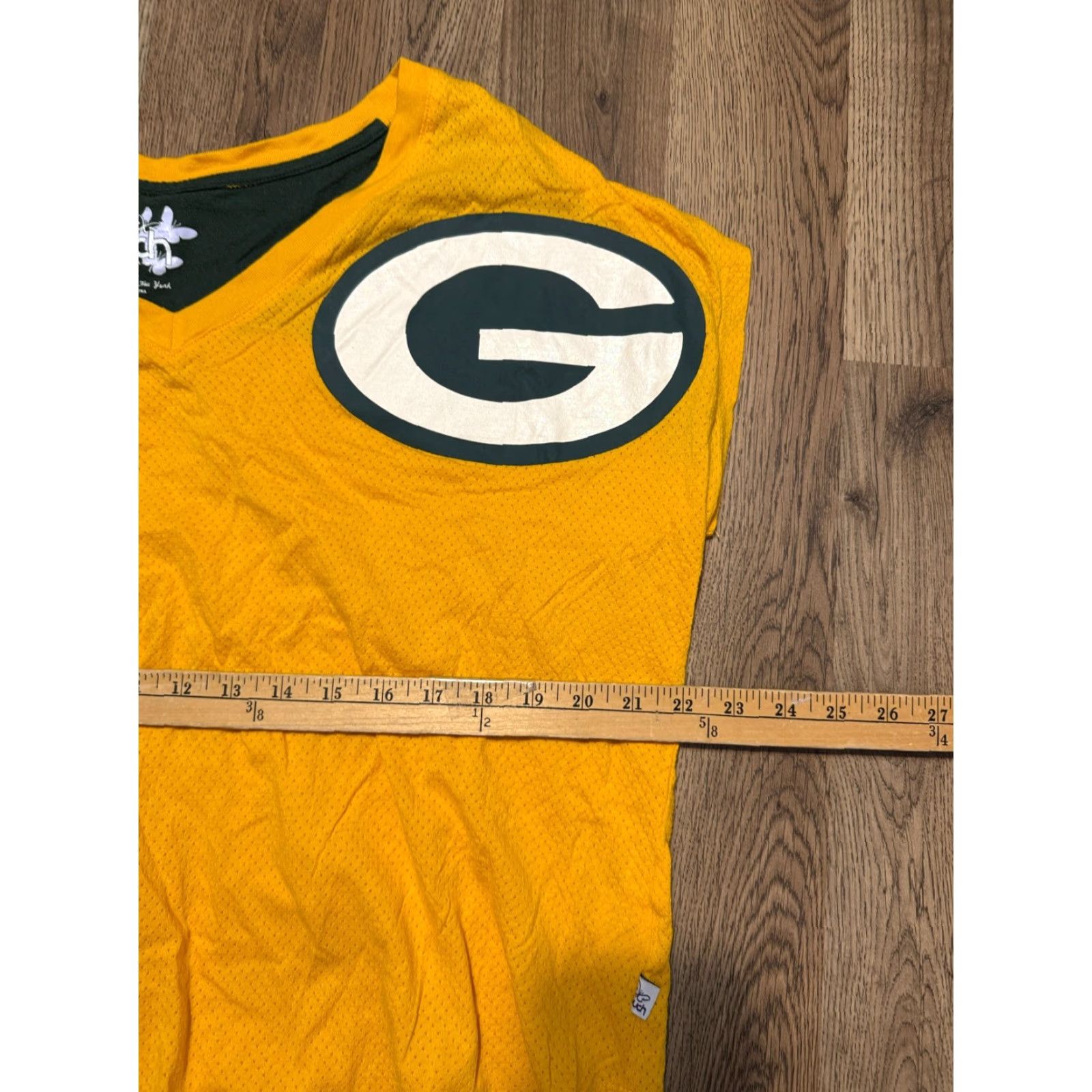 Vintage Touch Shirts Women's XL Tank Yellow V-Neck Wisconsin Green Bay Packers Size XL / US 12-14 / IT 48-50 - 7 Thumbnail