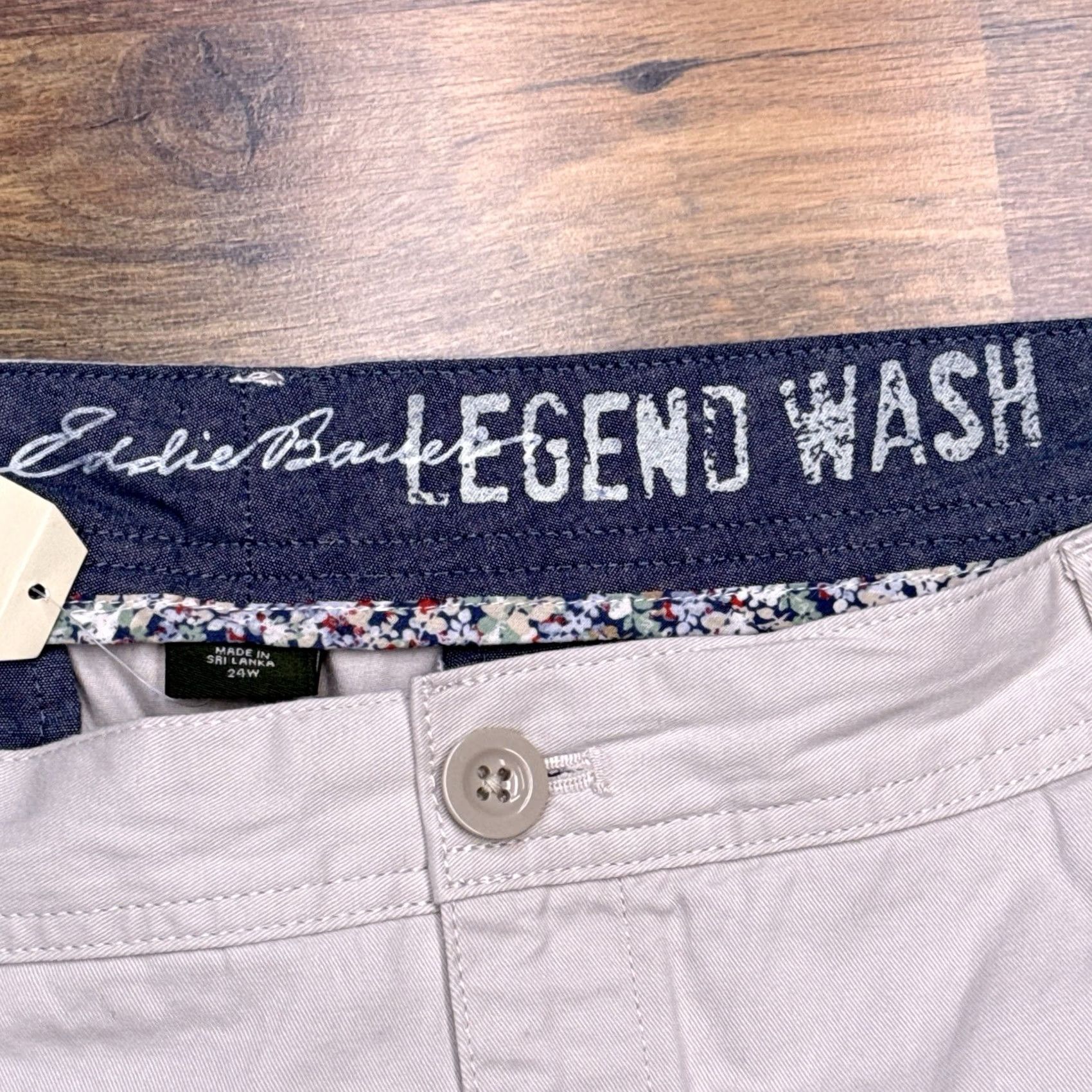 Eddie Bauer Eddie Bauer Blakeley Legend Wash Shorts 24W Beige New Womens Size 42" / US 20 - 3 Thumbnail