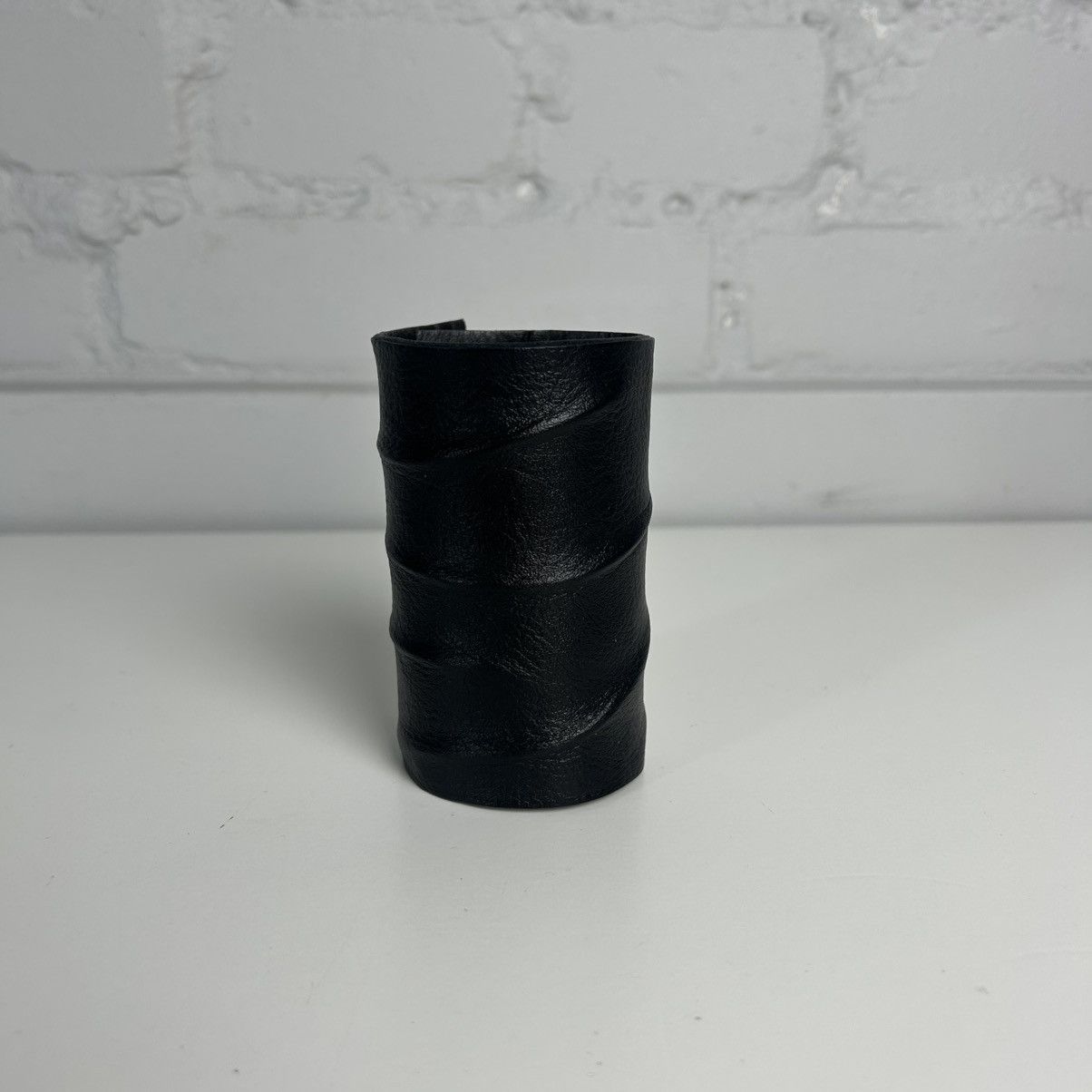 Other Black leather handmade bracelet Size ONE SIZE - 8 Thumbnail