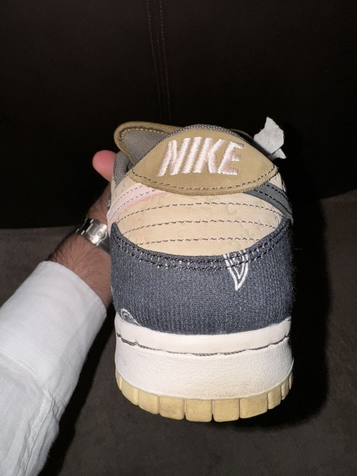 Nike × Travis Scott Nike x Travis Scott SB DUNK LOW. US 8.5. UK 7.5 Size US 8.5 / EU 41-42 - 16 Thumbnail