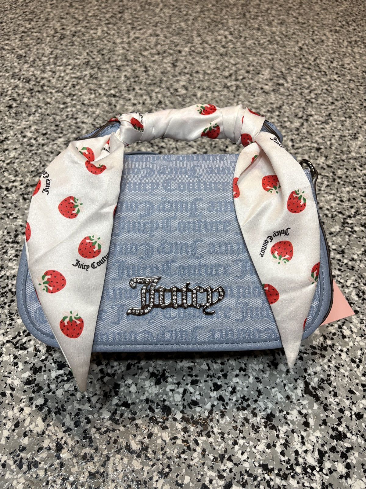 Juicy Couture Vintage Y2K Juicy Couture Drama Queen Flap Crossbody Bag Size ONE SIZE - 1 Thumbnail