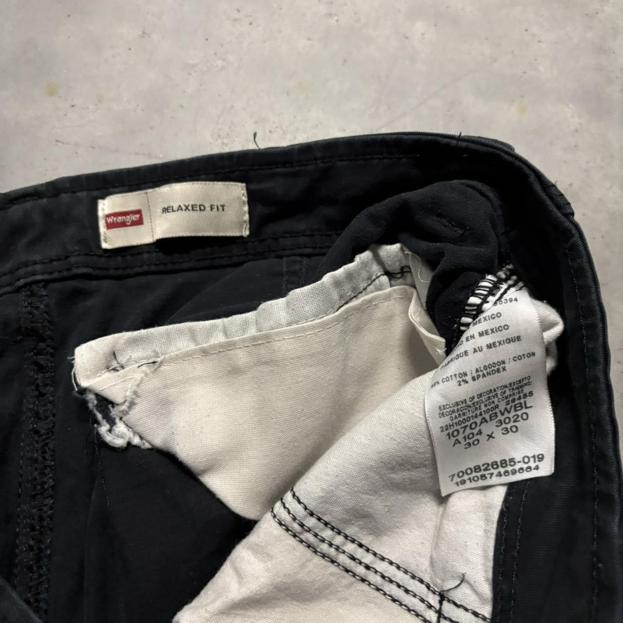 Japanese Brand × Vintage Crazy Vintage Y2K/2000s Grunge Black Skater Cargo Pants! Size US 30 / EU 46 - 7 Thumbnail