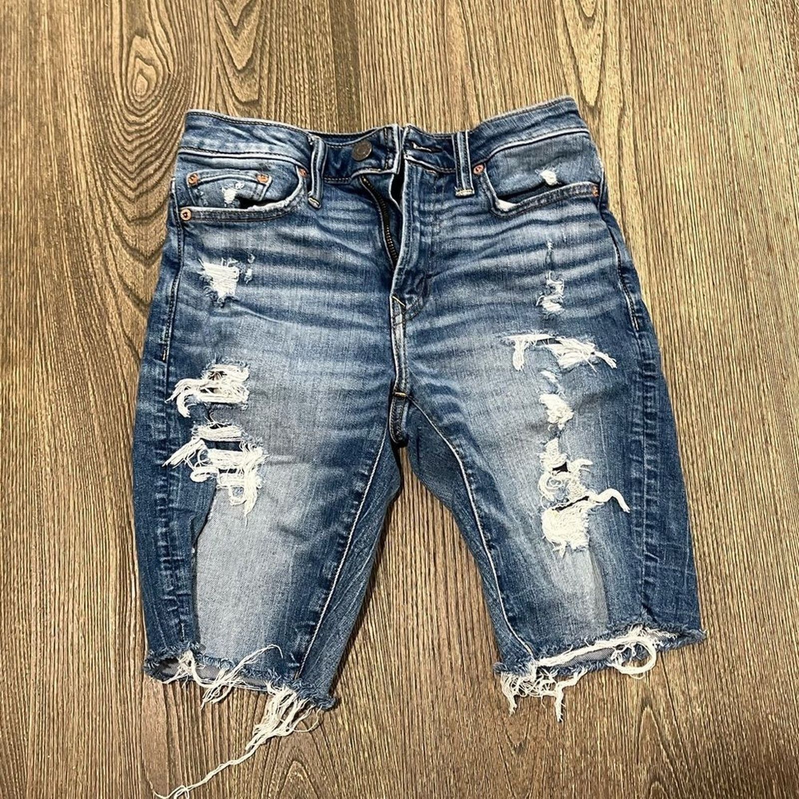 American Eagle Outfitters American Eagle AirFlex+ 9" Denim Short Distressed Raw Hem 26 Size US 26 / EU 42 - 1 Thumbnail