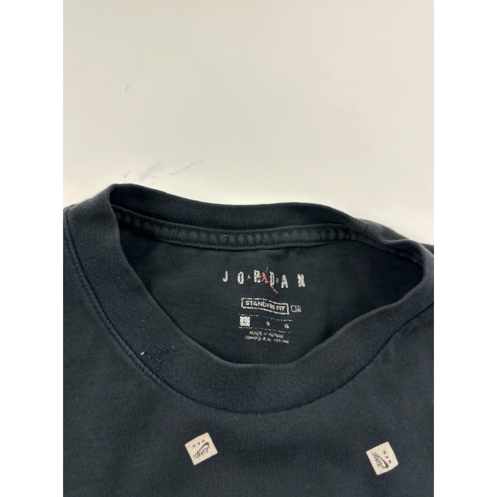 Jordan Brand Jordan Shirt Mens Large Black Allover Printed Standard Fit Short Sleeve Crewneck Size US L / EU 52-54 / 3 - 3 Thumbnail