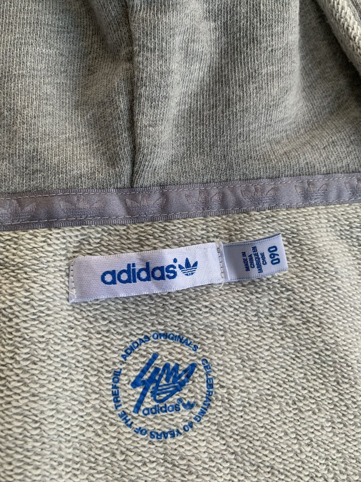Adidas SLEEVLES VINTAGE ADIDDAS DISTRESSED HOODIE Size US M / EU 48-50 / 2 - 9 Thumbnail