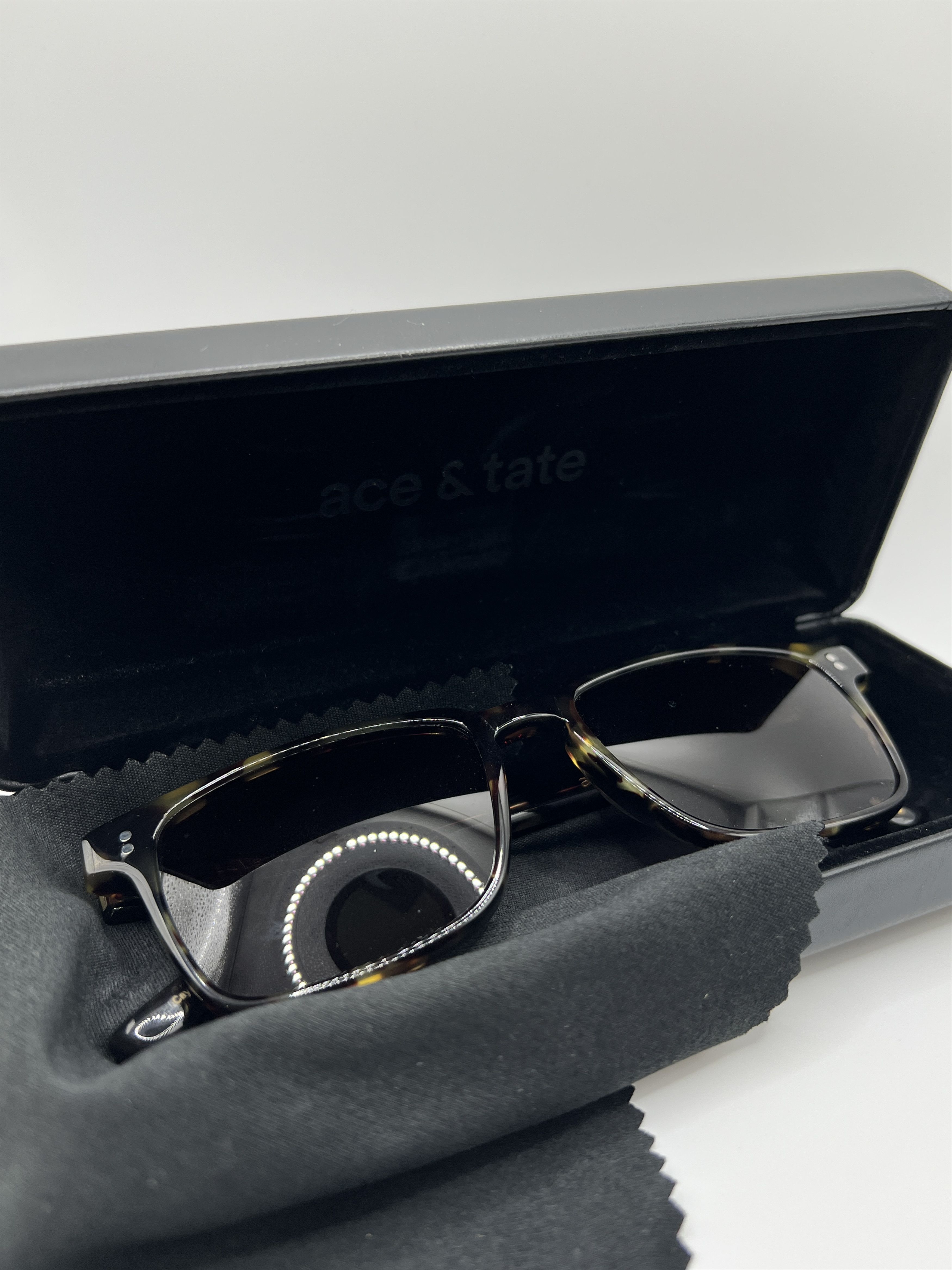 Ace & Tate Ace & Tate Martin Cayman Havana Unisex Sunglasses Italy Size ONE SIZE - 3 Thumbnail