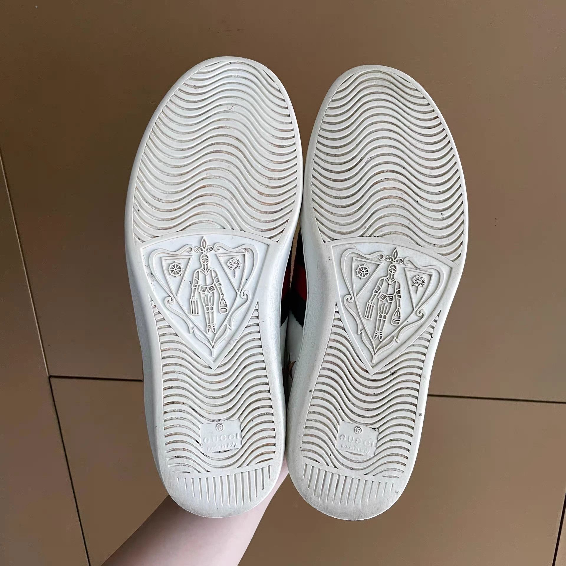 Gucci Gucci Ace Bee & Star Sneakers Size 9 = 43 Size US 10 / EU 43 - 6 Thumbnail