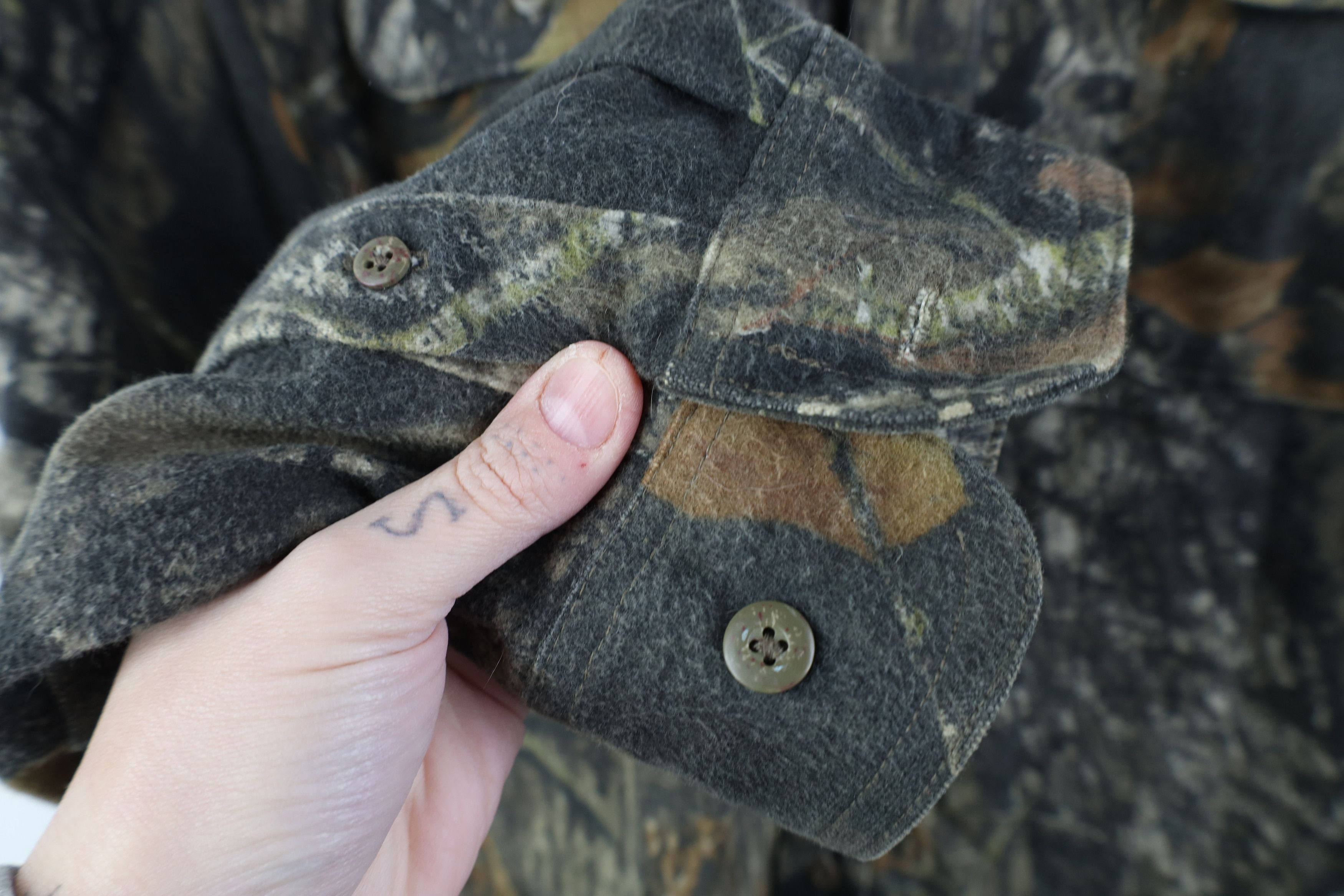 Vintage Vintage Mossy Oak Camouflage Chamois Cloth Button Shirt Size US XL / EU 56 / 4 - 6 Thumbnail