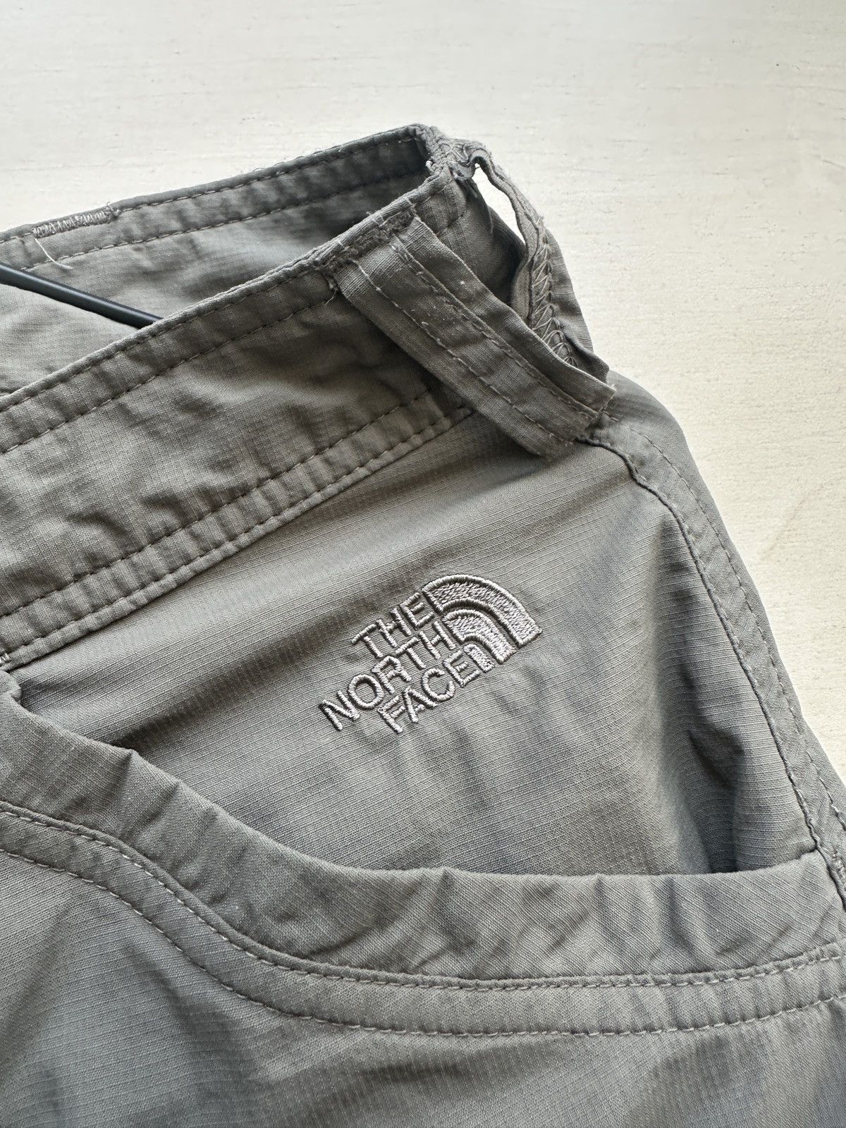 The North Face The North Face Nylon Cargo Outdoor Midi Khaki Skirt Size 27" / US 4 / IT 40 - 10 Thumbnail
