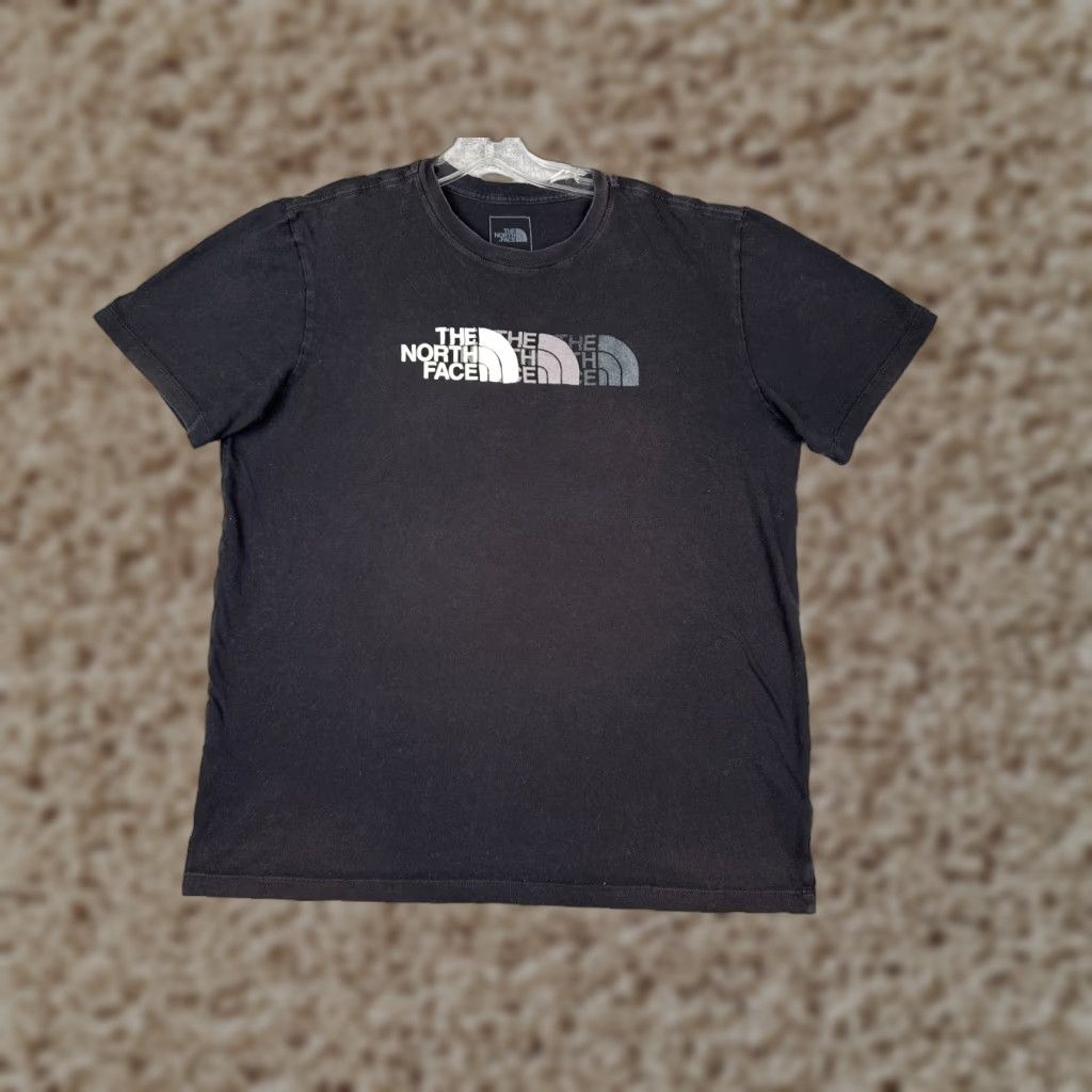 The North Face VINTAGE The North Face Shirt Men Large Black Crew Neck 100% Cotton Short Sleeve Logo American Outdoor Mens Size US L / EU 52-54 / 3 - 1 Thumbnail