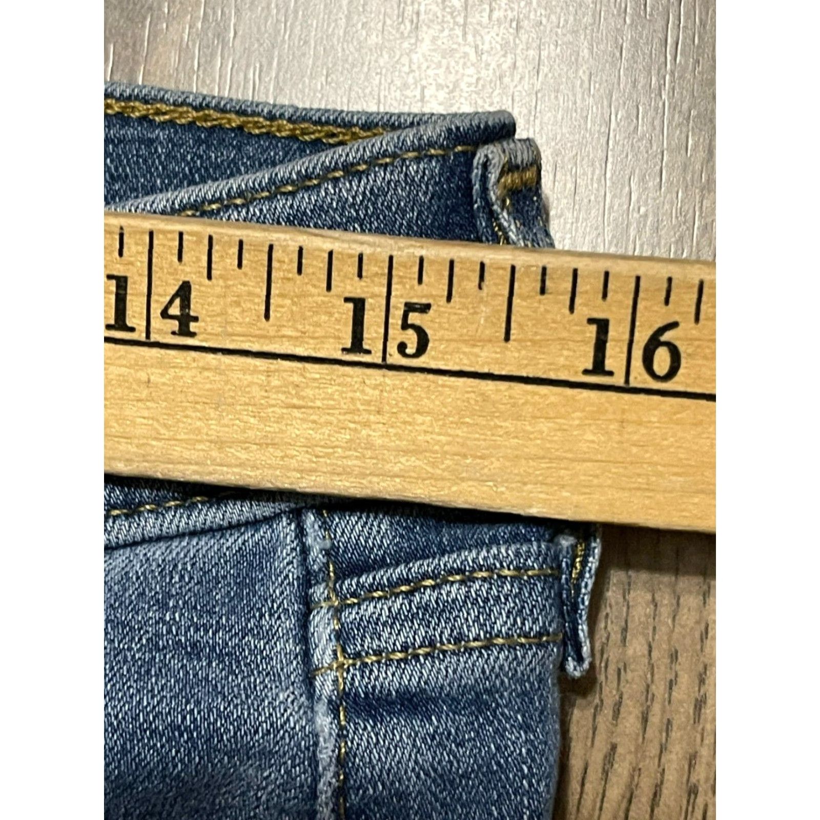 Levi's VINTAGE Levi's Jeans Women's Size 8 Blue Denim Classic Bootcut Pockets Size 30" / US 8 / IT 44 - 4 Thumbnail