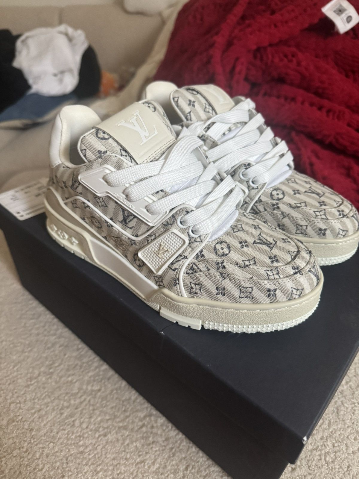 Louis Vuitton Louis Vuitton Trainer Beige Stripes Size US 4.5 / IT 34.5 - 4 Thumbnail