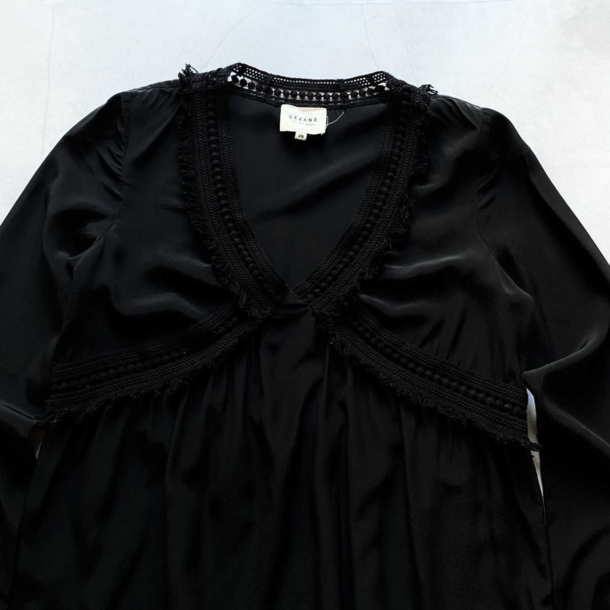 Cop Copine × Hysteric Glamour × Sezane Cute Sezane Black Silk Ruffles Cop.Copine Style Blouse Size XS / US 0-2 / IT 36-38 - 2 Thumbnail