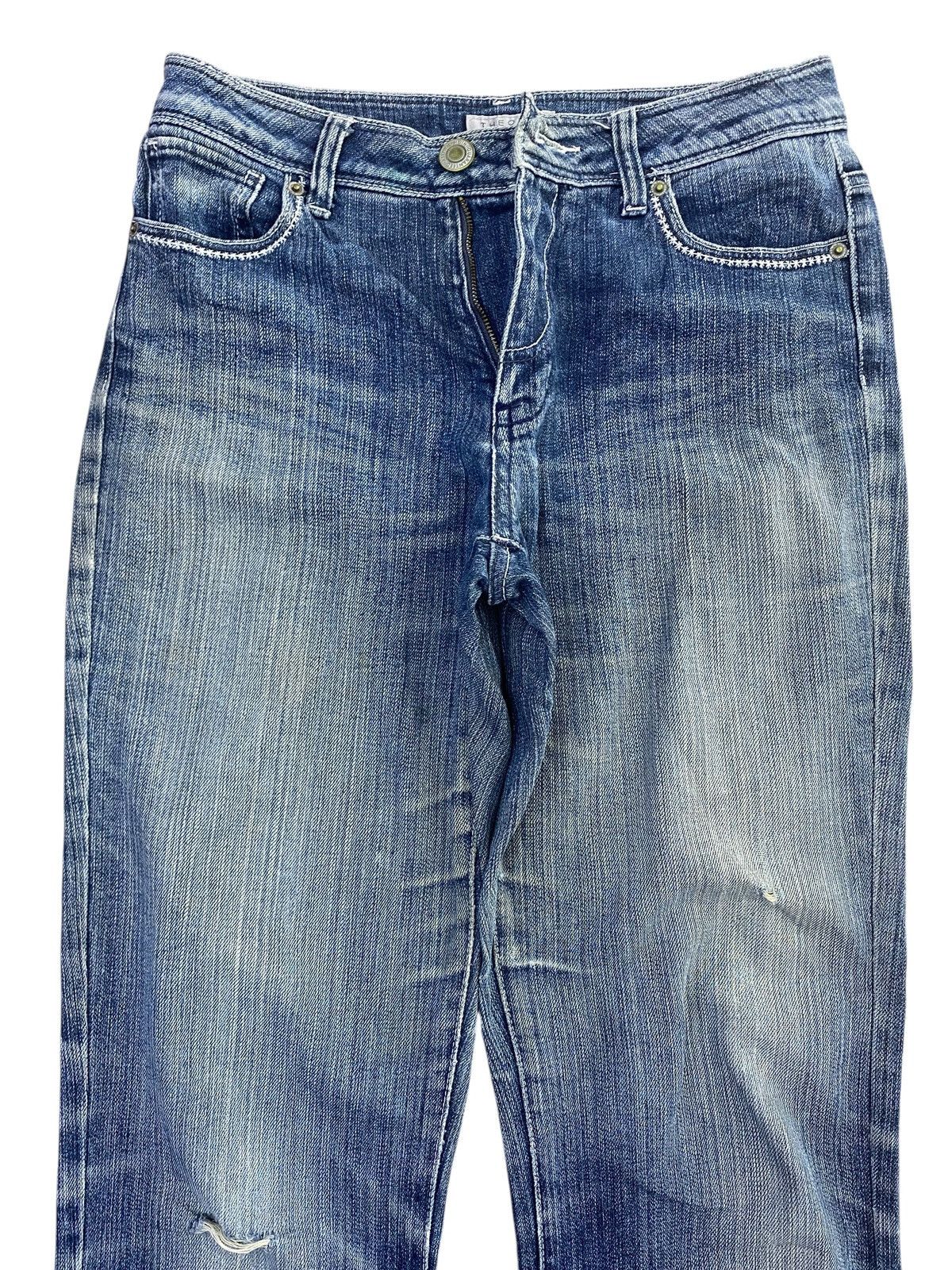 Other Theoria Ripped Faded Wash Style Bootcut Jeans Size US 30 / EU 46 - 2 Thumbnail