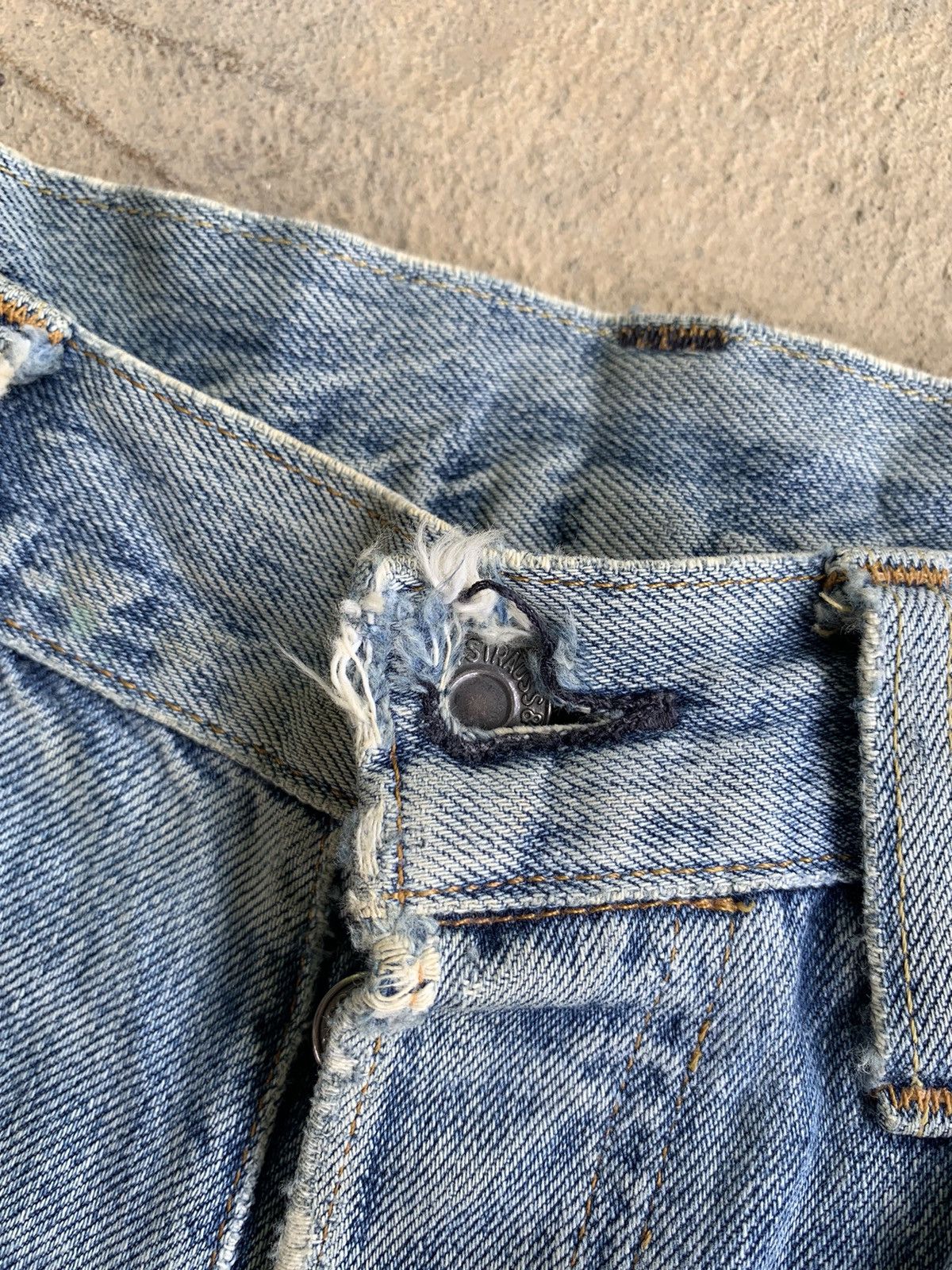 Levi's × Vintage Vintage Levis 501XX 555 Big E Selvedge Distressed Denim Size US 30 / EU 46 - 16 Thumbnail