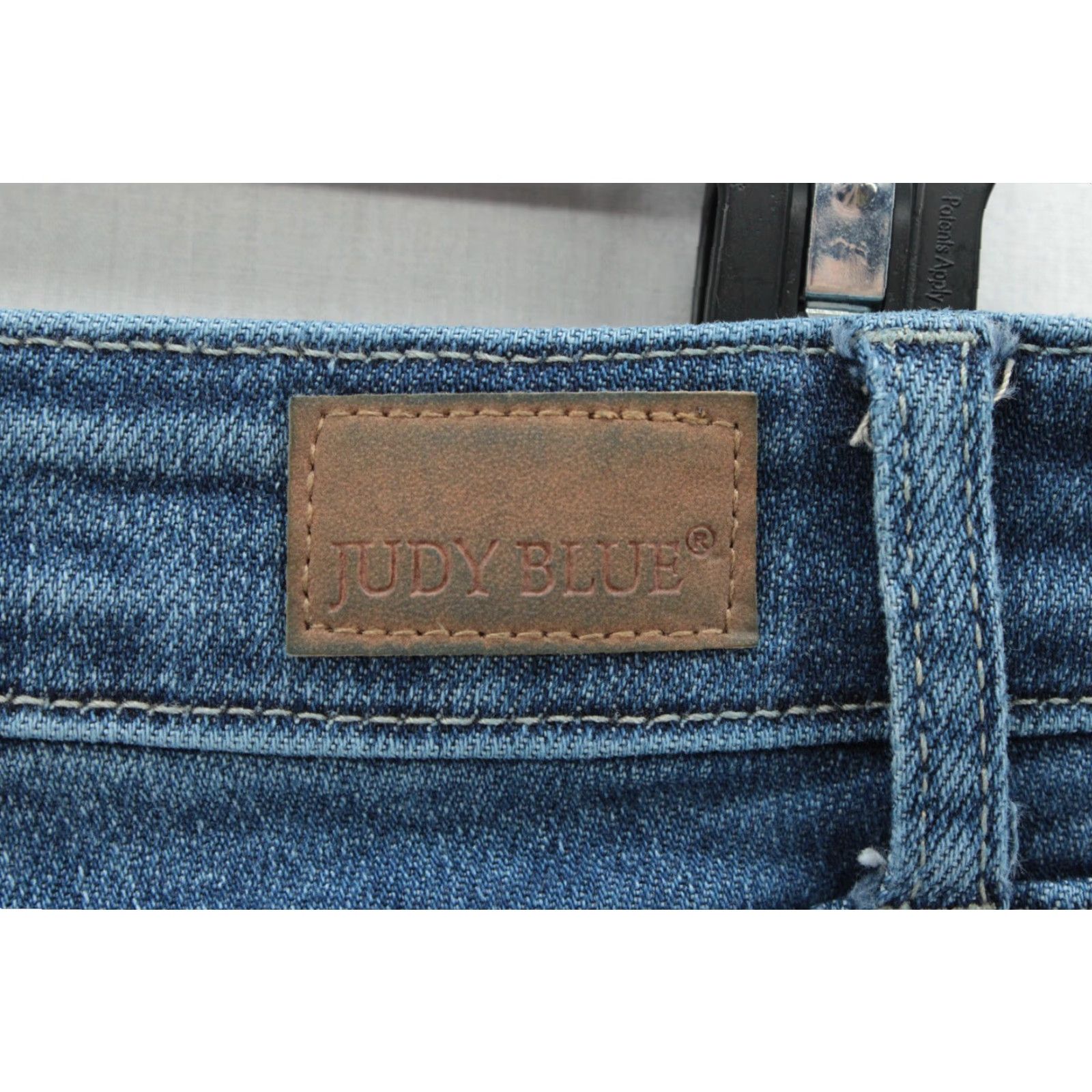Vintage Judy Blue Jeans Womens 11/30 Blue High Rise Mom Jean Dark Wash Casual Stretch - 28 Inseam - 5-Pocket - Regular - Size 11/30 - Blue - Denim - Womens Size 30" / US 8 / IT 44 - 6 Thumbnail