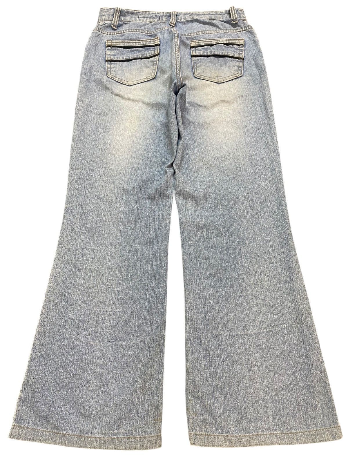 Japanese Brand Vintage Japanese Brands Patched Flare Soft Jeans Size US 29 - 2 Thumbnail