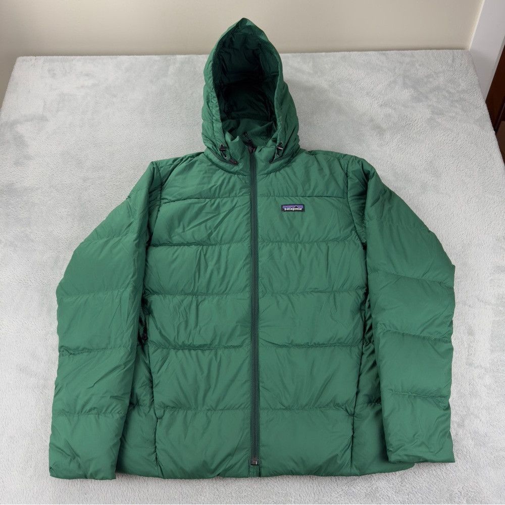 Patagonia Patagonia NWT Men's Size Medium Silent Down Puffer Jacket 2 Size US M / EU 48-50 / 2 - 1 Thumbnail