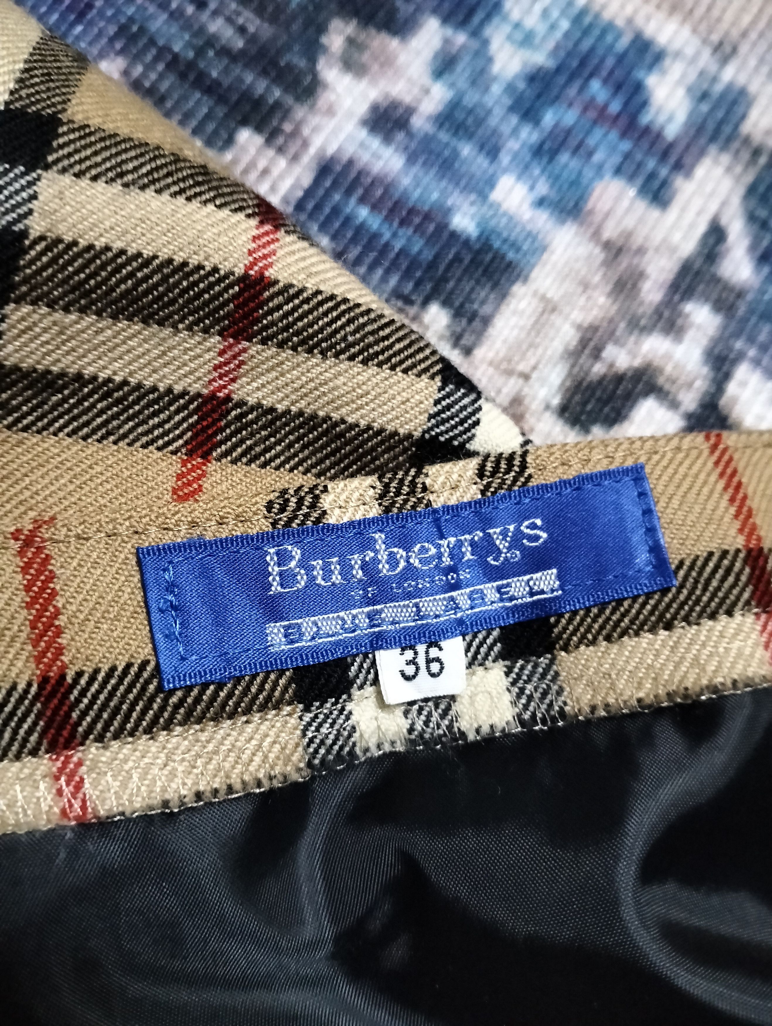 Burberry Burberrys Blue Label Novachek Mini Skirt Size 26" / US 2 / IT 38 - 8 Thumbnail