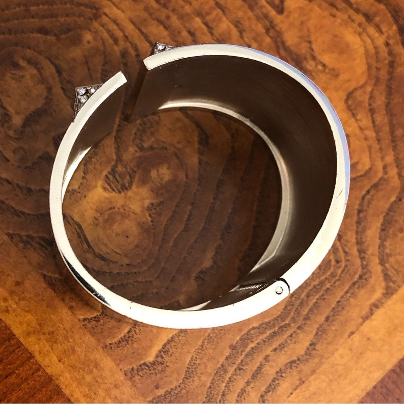 Victoria's Secret Victoria’s Secret gold plated mirror finish cuff bracelet Size ONE SIZE - 4 Thumbnail