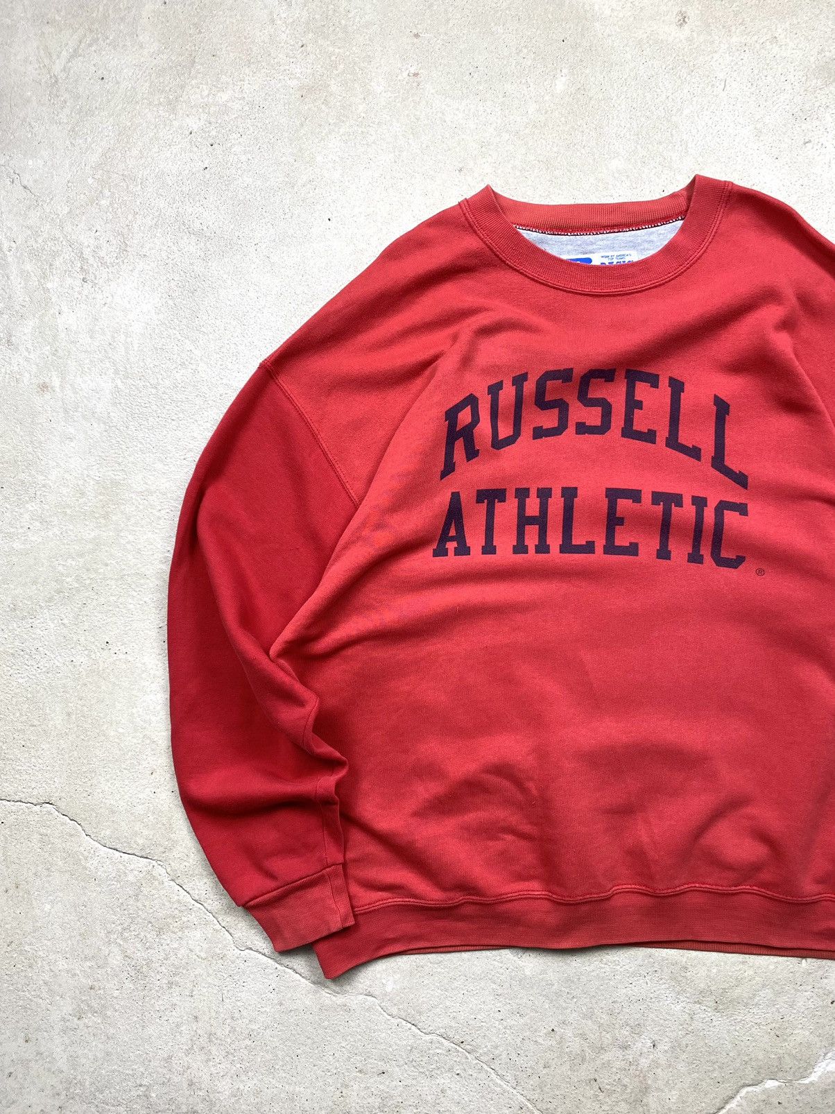 Russell Athletic Vintage 1990s Russell Athletic Faded Sweatshirt Hype Y2K Size US XL / EU 56 / 4 - 2 Thumbnail