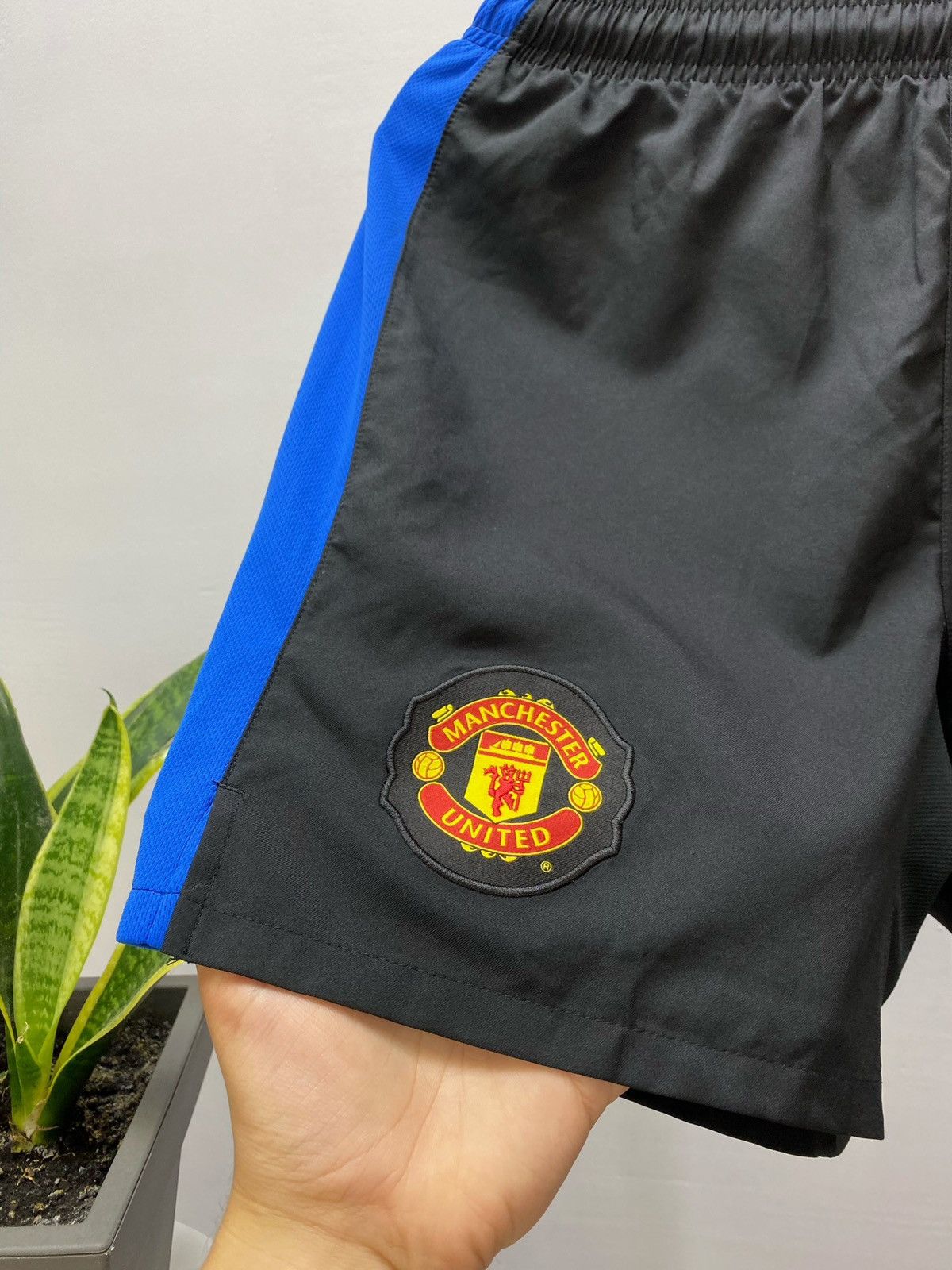 Nike × Vintage Vintage Y2K Nike Manchester United Football Soccer Shorts Size US 30 / EU 46 - 7 Thumbnail