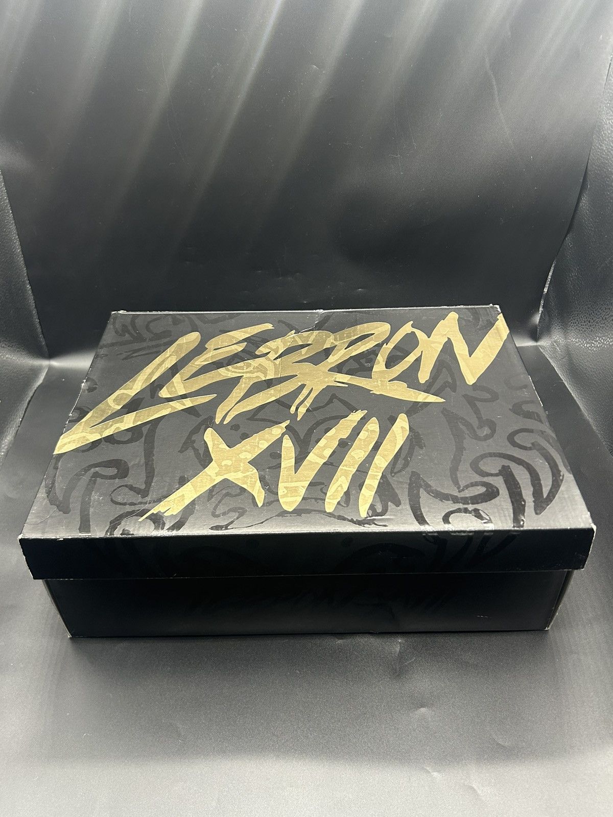 Nike Size 13- Nike LeBron 17 “Global Currency” 2019 Size US 13 / EU 46 - 10 Thumbnail