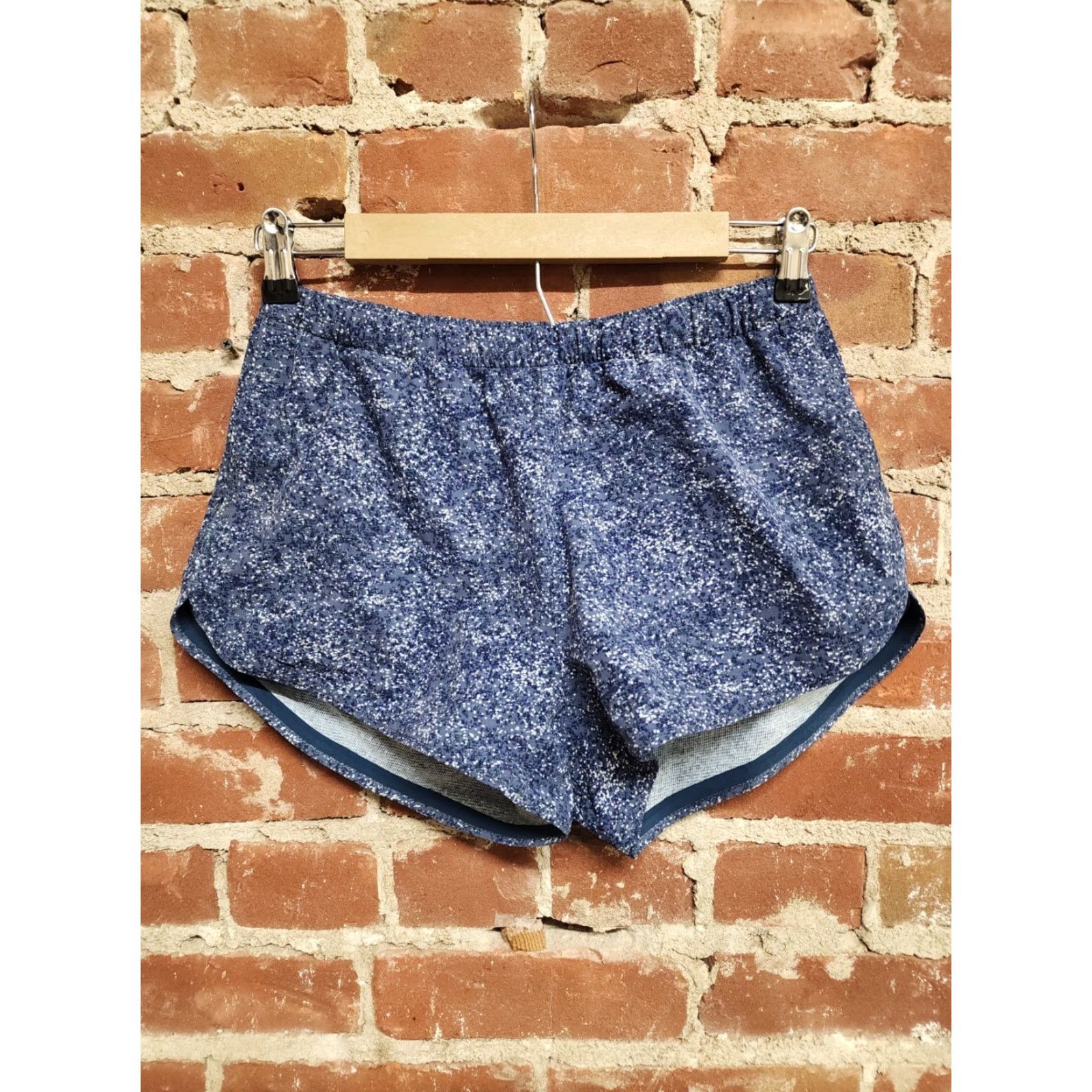 Outdoor Voices Outdoor Voices Shorts Womens Blue Small Pull On Size 28" / US 6 / IT 42 - 2 Thumbnail