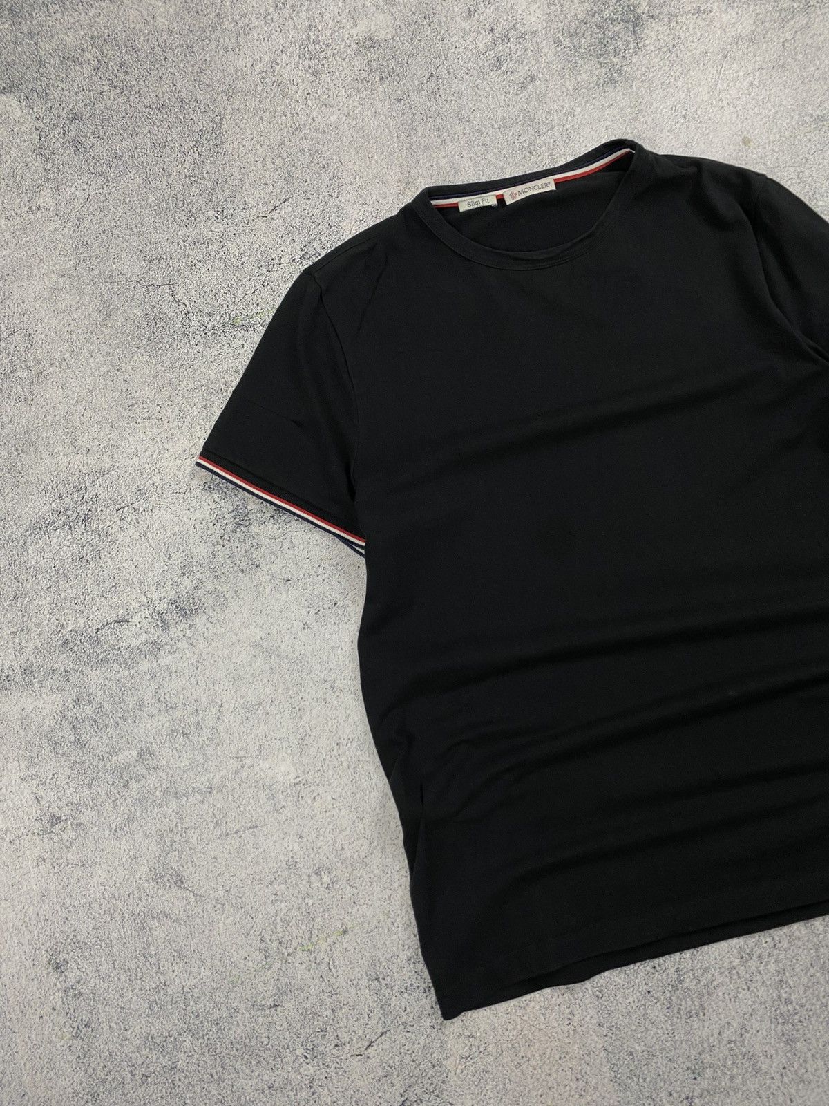 Moncler Rare Moncler Big Hand Logo Basic Hype Slim T Shirt Size US M / EU 48-50 / 2 - 4 Thumbnail