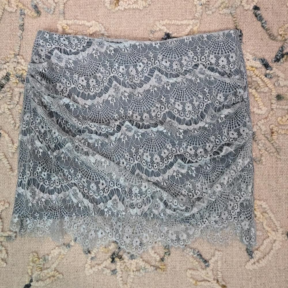 Free People Free People Stretch Lace Skirt Size 34" / US 12 / IT 48 - 1 Thumbnail