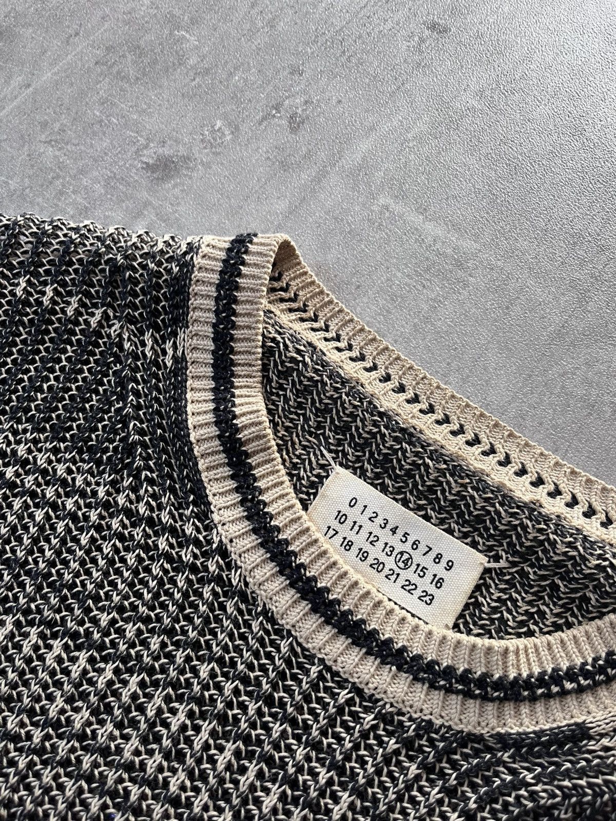 Maison Margiela Maison Margiela S/S 17 cotton beige black sweater Size US M / EU 48-50 / 2 - 9 Thumbnail