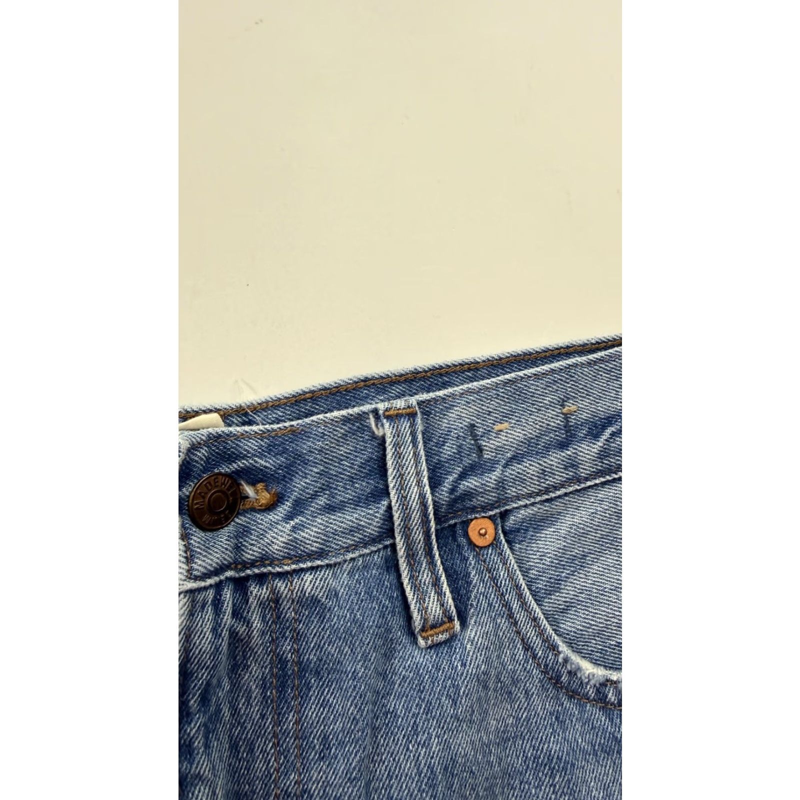 Madewell Madewell Shorts Womens 32 Blue Relaxed Mid-Length Denim Raw Hem Frayed Cutoff Size 24" / US 00 / IT 34 - 6 Thumbnail