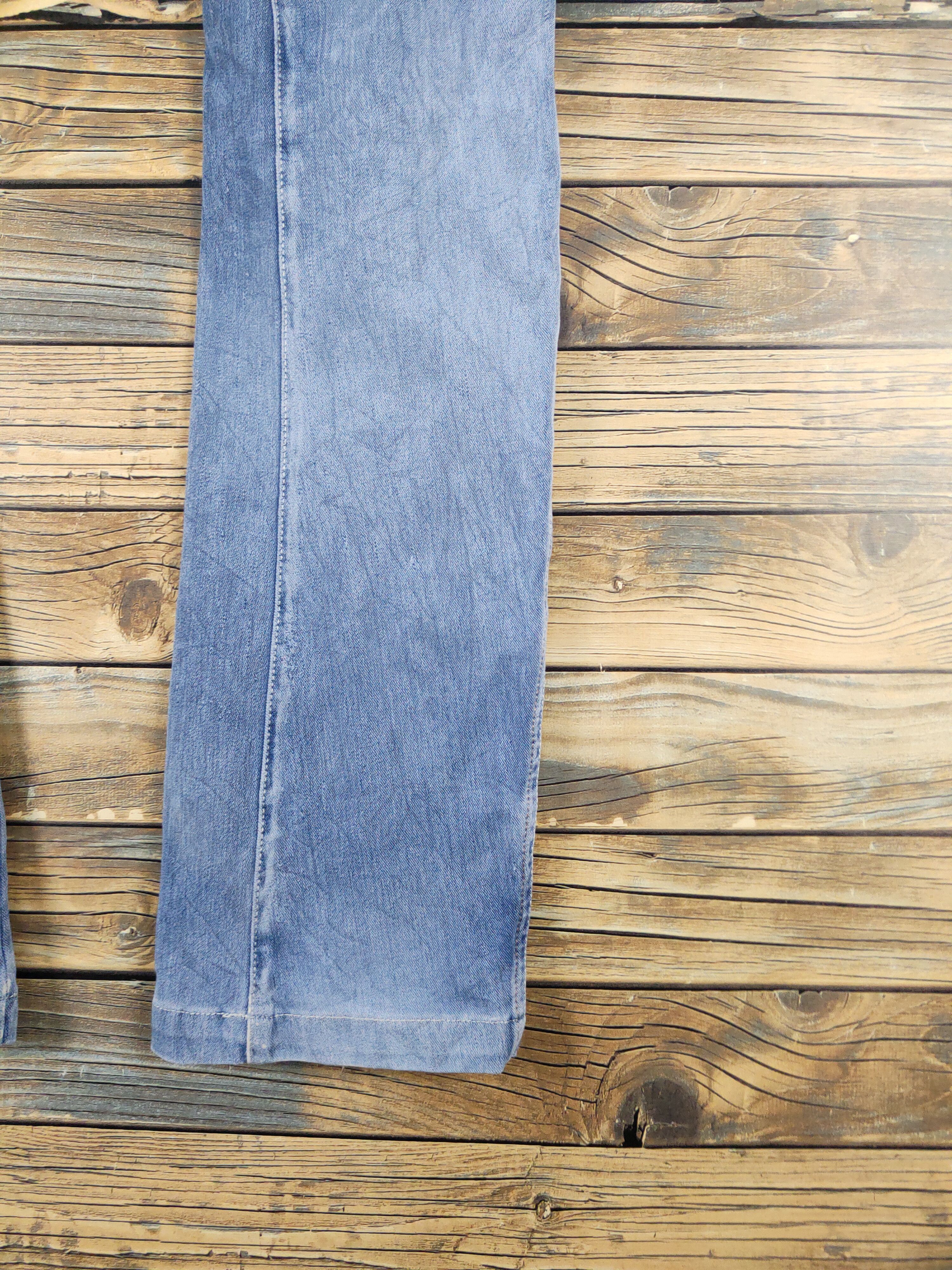 Japanese Brand FieldCore Blue Distressed Ripped Soft denim Jeans #W2057 Size US 30 / EU 46 - 11 Thumbnail