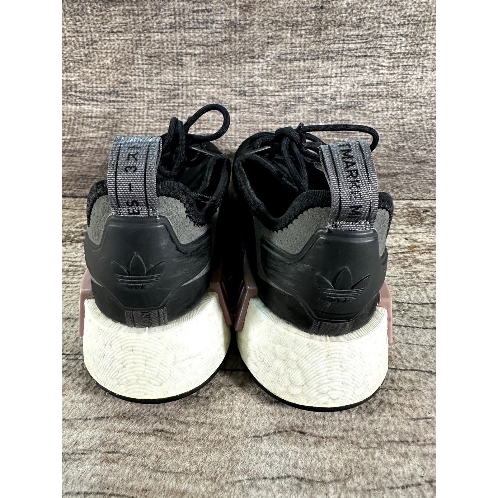 Adidas Adidas Women's NMD R1 Parley Magic Mauve Black Running Shoes Size US 10 / IT 40 - 4 Thumbnail