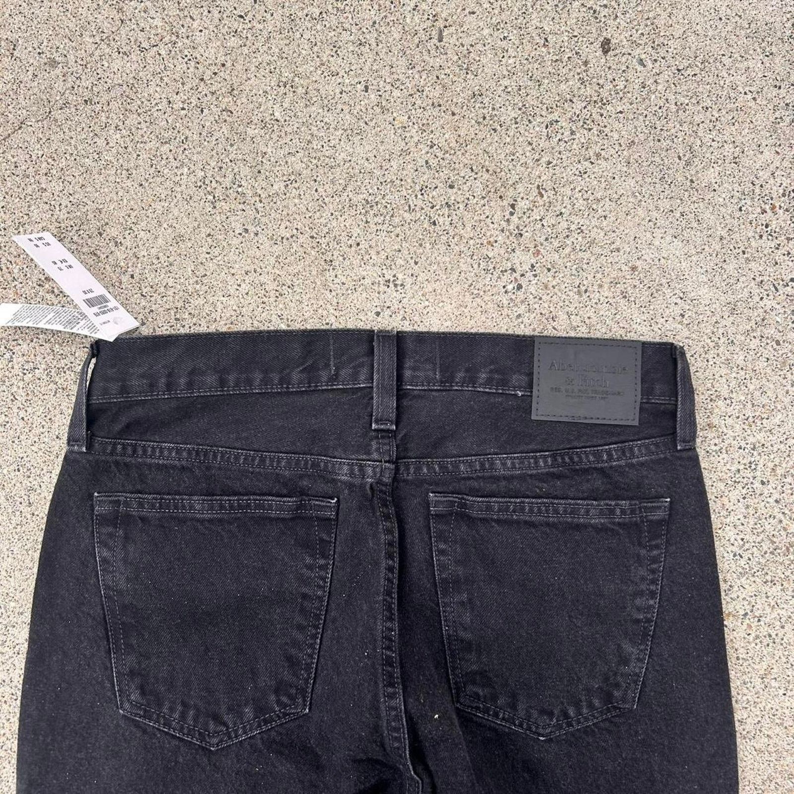 Abercrombie & Fitch Abercrombie and fitch loose pants brand new with tags Size US 29 - 3 Thumbnail