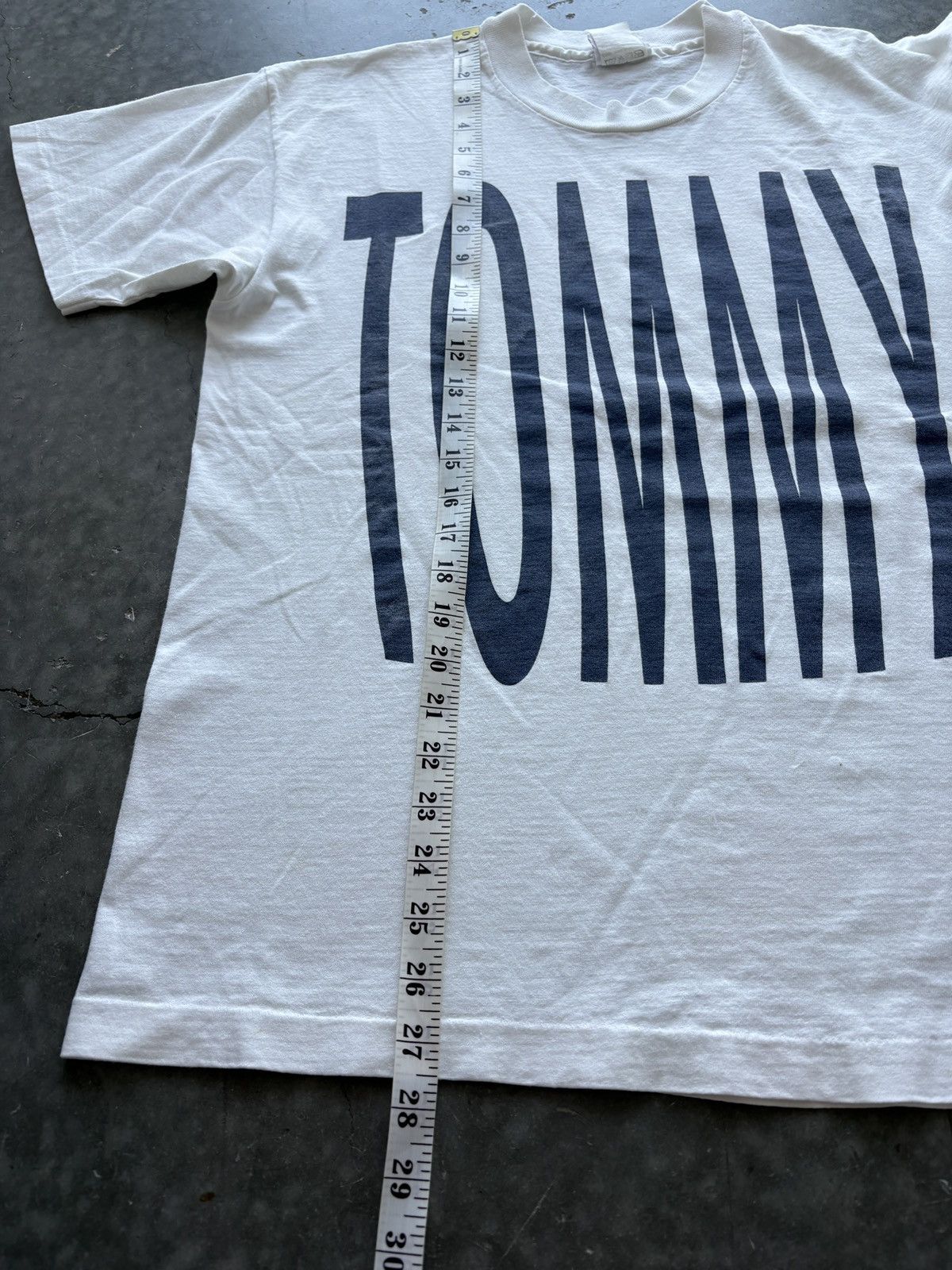 Tommy Jeans Vintage 90s Tommy Jeans Graphic Tee Double Sided Size US L / EU 52-54 / 3 - 12 Thumbnail