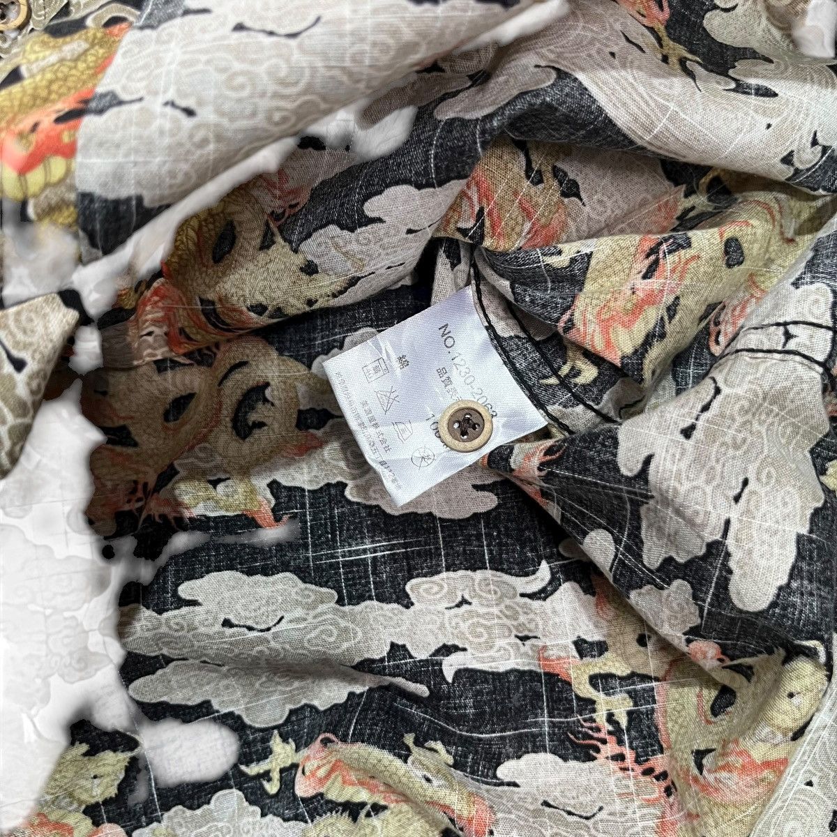 Pleats Please Issey Miyake Vintage Seabor Dragon shirt Size US M / EU 48-50 / 2 - 5 Thumbnail