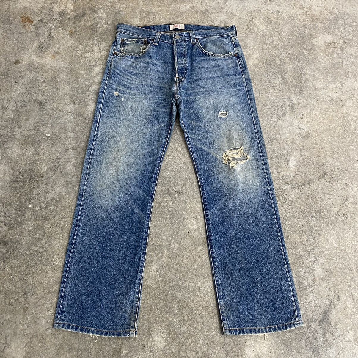 image of Distressed Denim x Levis Size 32X28 Vintage Levis 501 Washed Blue Ripped Denim Jeans, Men's