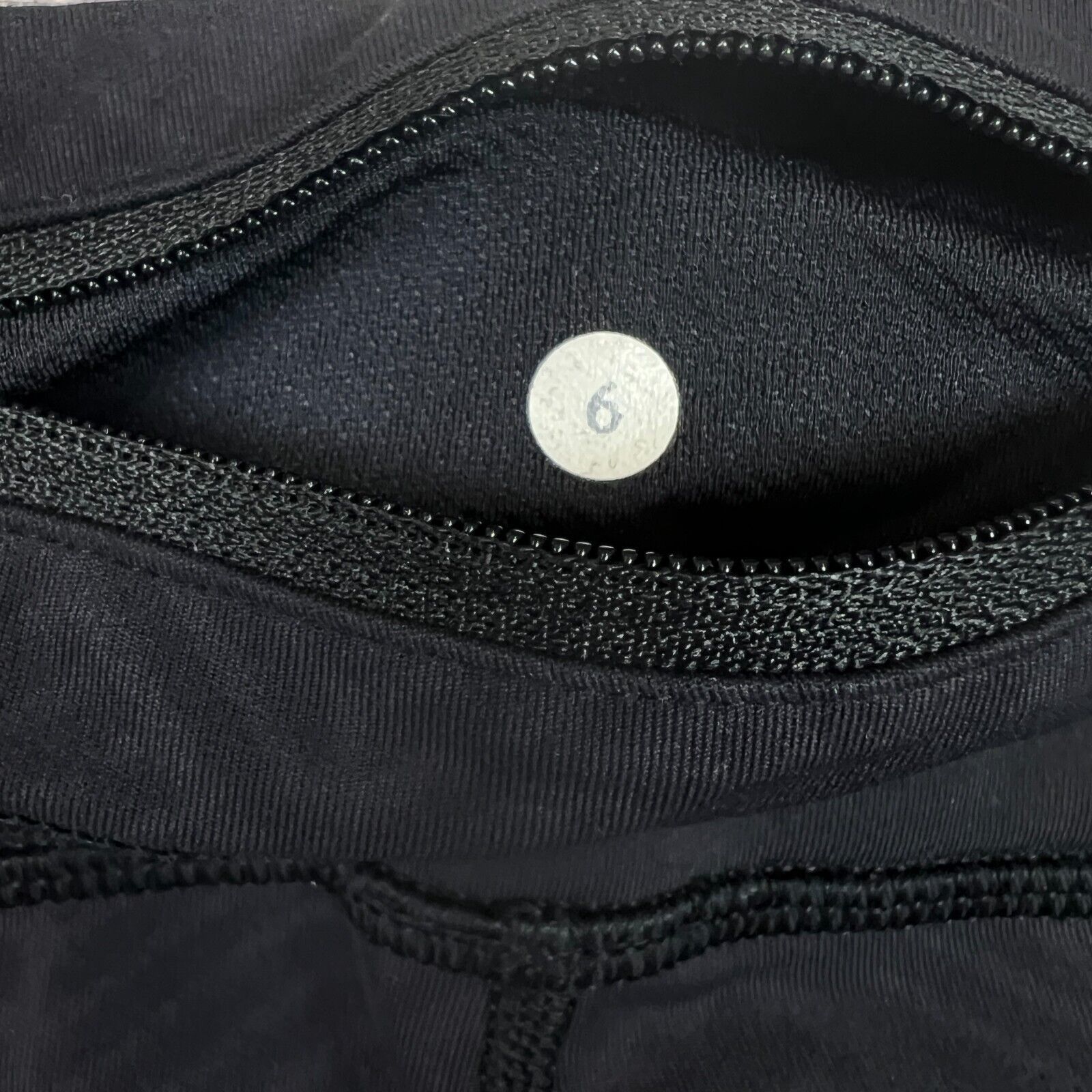 Lululemon Lululemon Run Inspire Crop II Athletic Sports Yoga Leggings Size 28" / US 6 / IT 42 - 9 Thumbnail