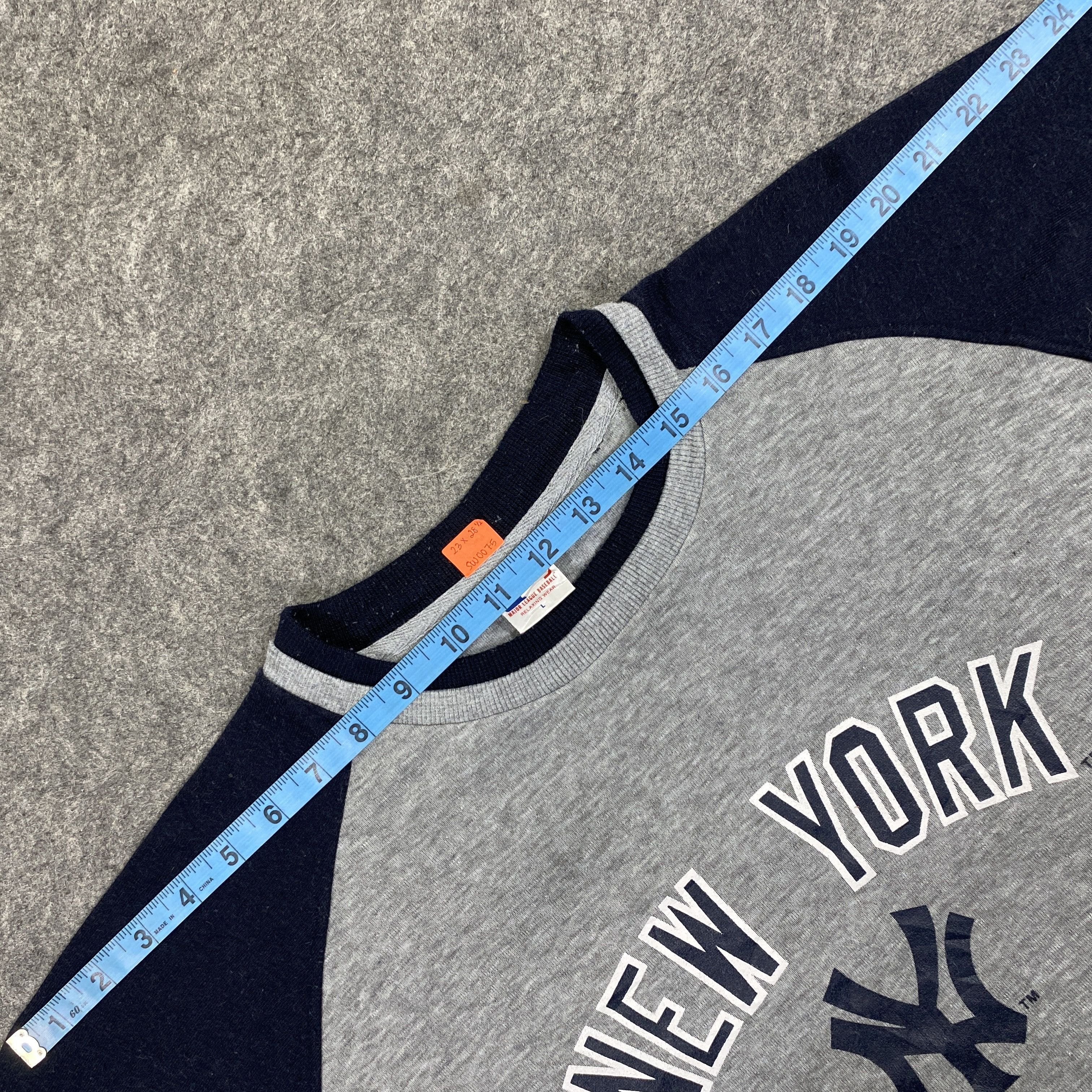 New York Yankees Vintage New York Yankees Sweatshirt -SW075 Size US L / EU 52-54 / 3 - 7 Thumbnail