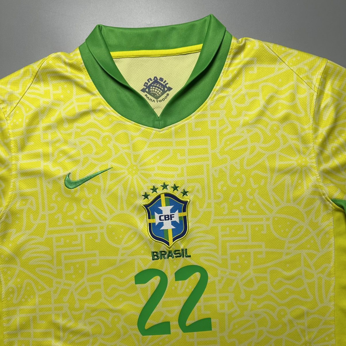 Nike BRAZIL NIKE 2022 WORLD CUP FOOTBALL HOME JERSEY #22 ESTEVAO Size US XXL / EU 58 / 5 - 4 Thumbnail