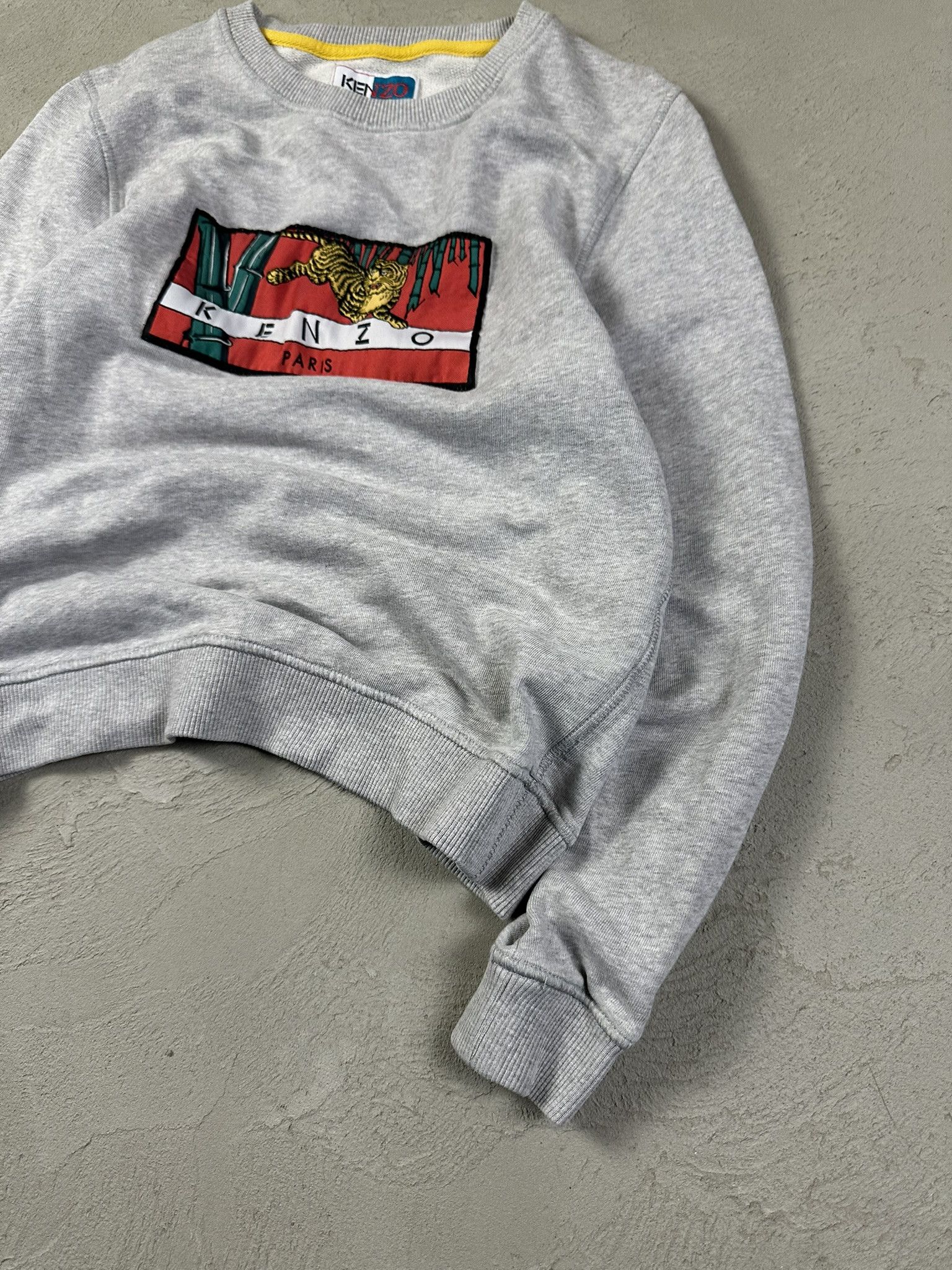 Designer × Kenzo × Vintage Vintage Kenzo Tiger Logo Spellout Boxy Crewneck Size XS / US 0-2 / IT 36-38 - 4 Thumbnail