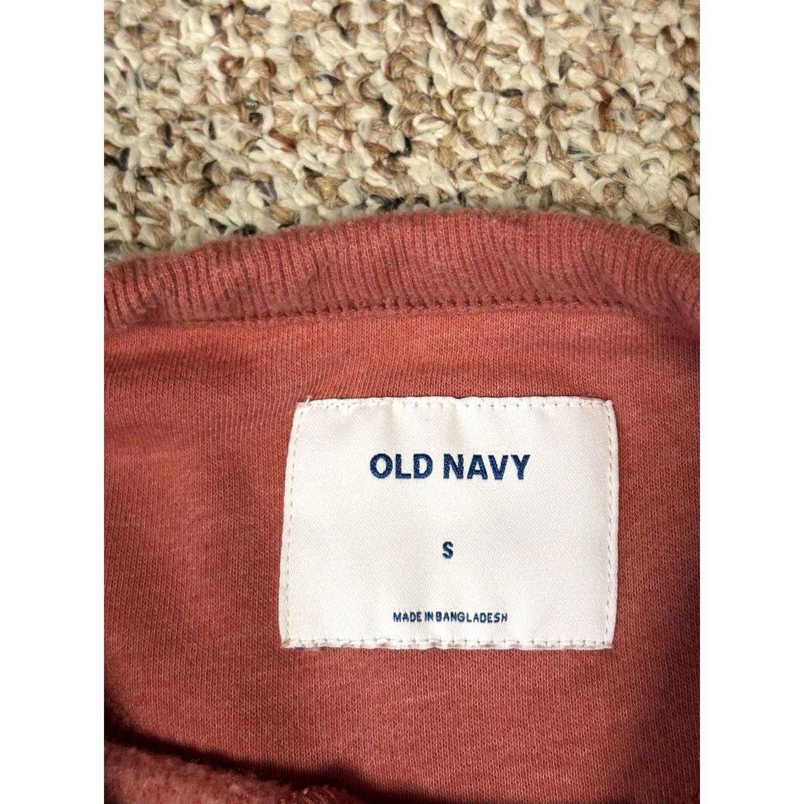 Old Navy Old Navy Sweater Men Small Salmon Pink Crew Neck Pullover Knit Lightweight Regular Cotton Blend Polyester Size US S / EU 44-46 / 1 - 3 Thumbnail