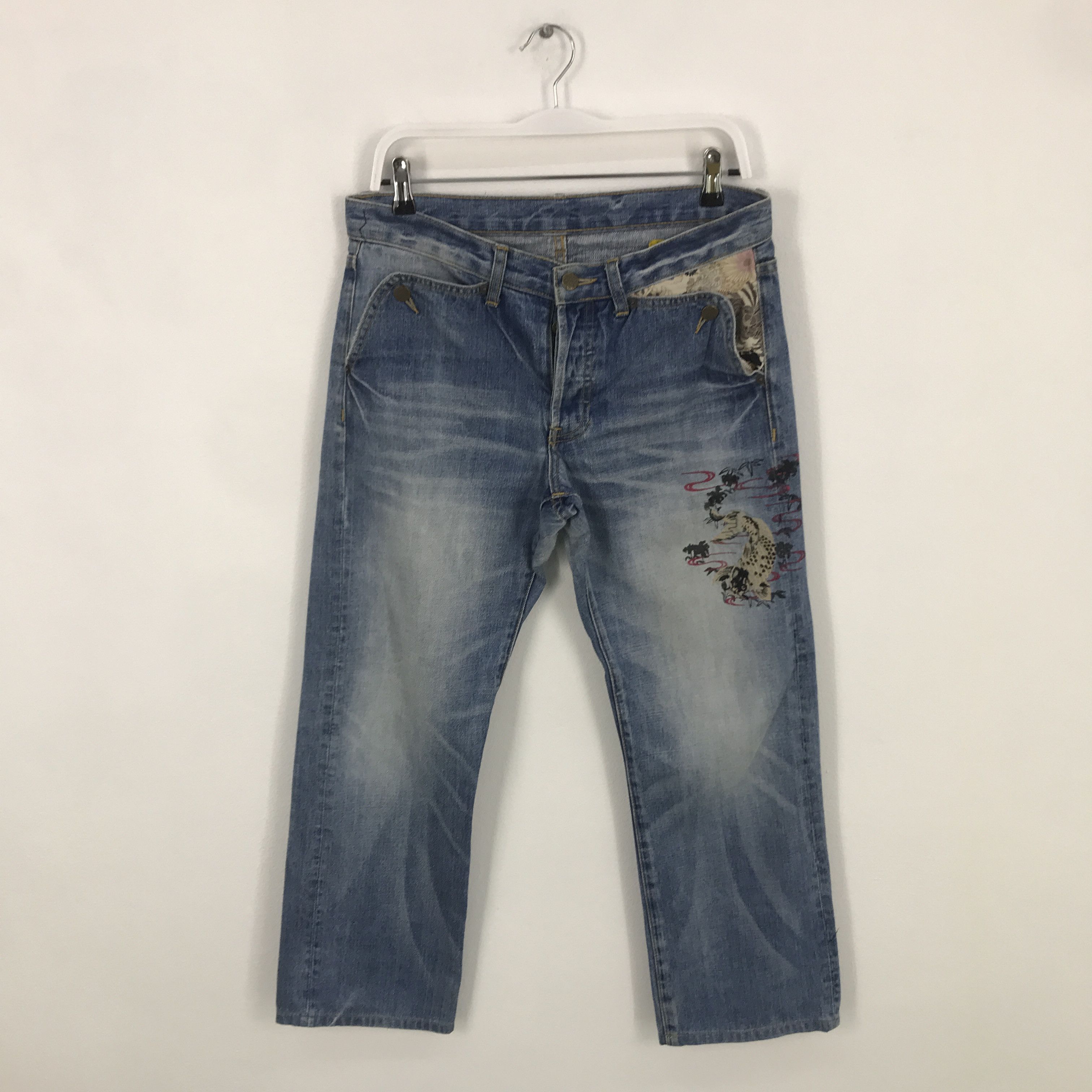 Japanese Brand Fish Koi Distressed Style Denim Jeans Size US 31 - 1 Thumbnail