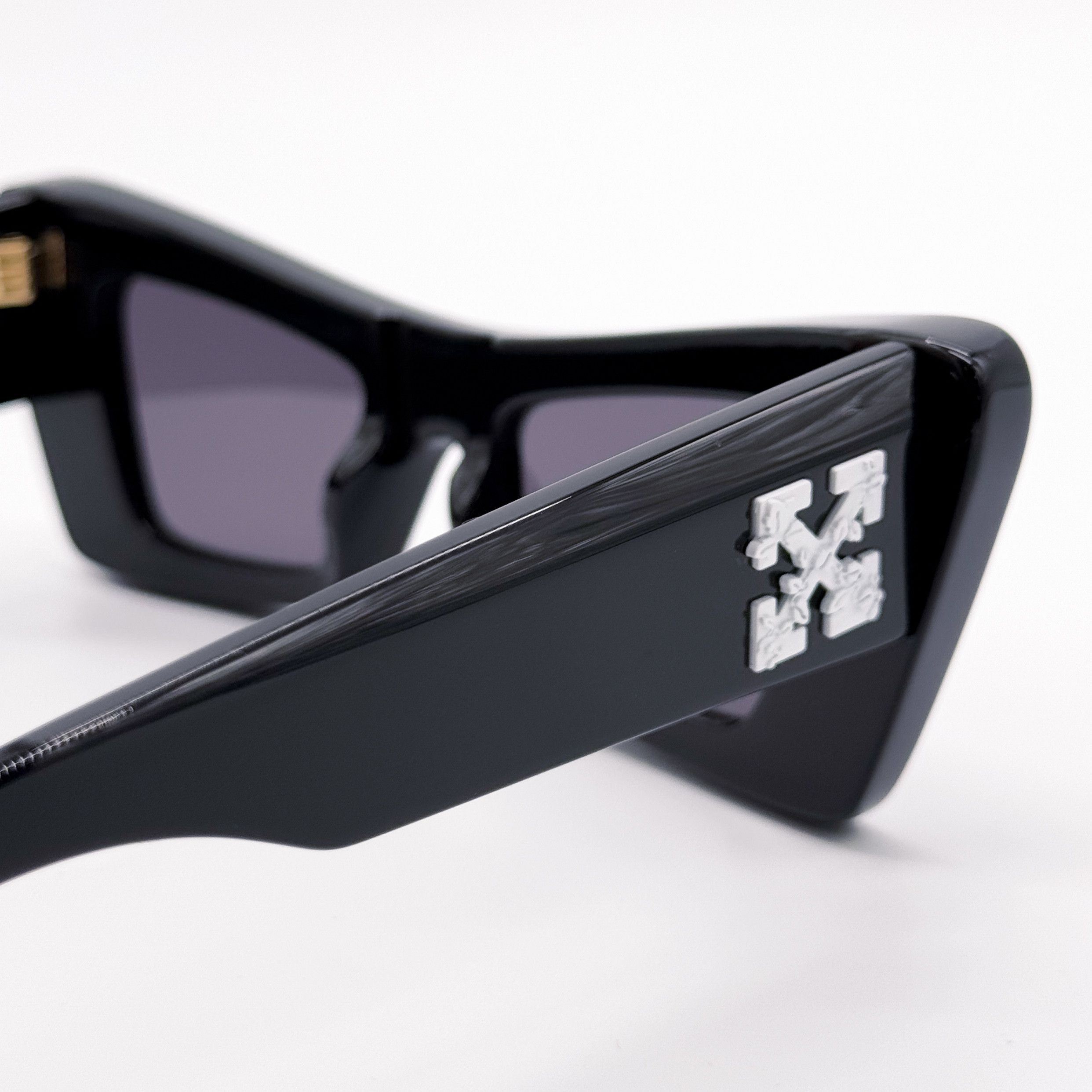 Off-White NEW OFF-WHITE ACCRA 007 BLACK CAT EYE WOMEN SUNGLASSES Size ONE SIZE - 6 Thumbnail