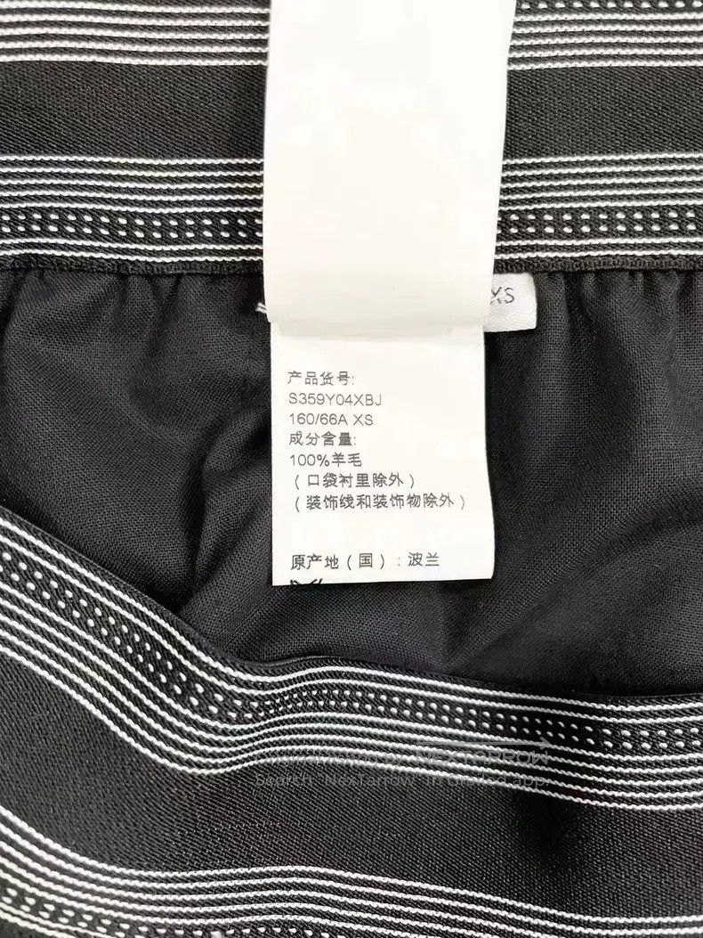 Loewe LOEWE size XS Black shorts, wool material Size 42" / US 20 - 4 Thumbnail