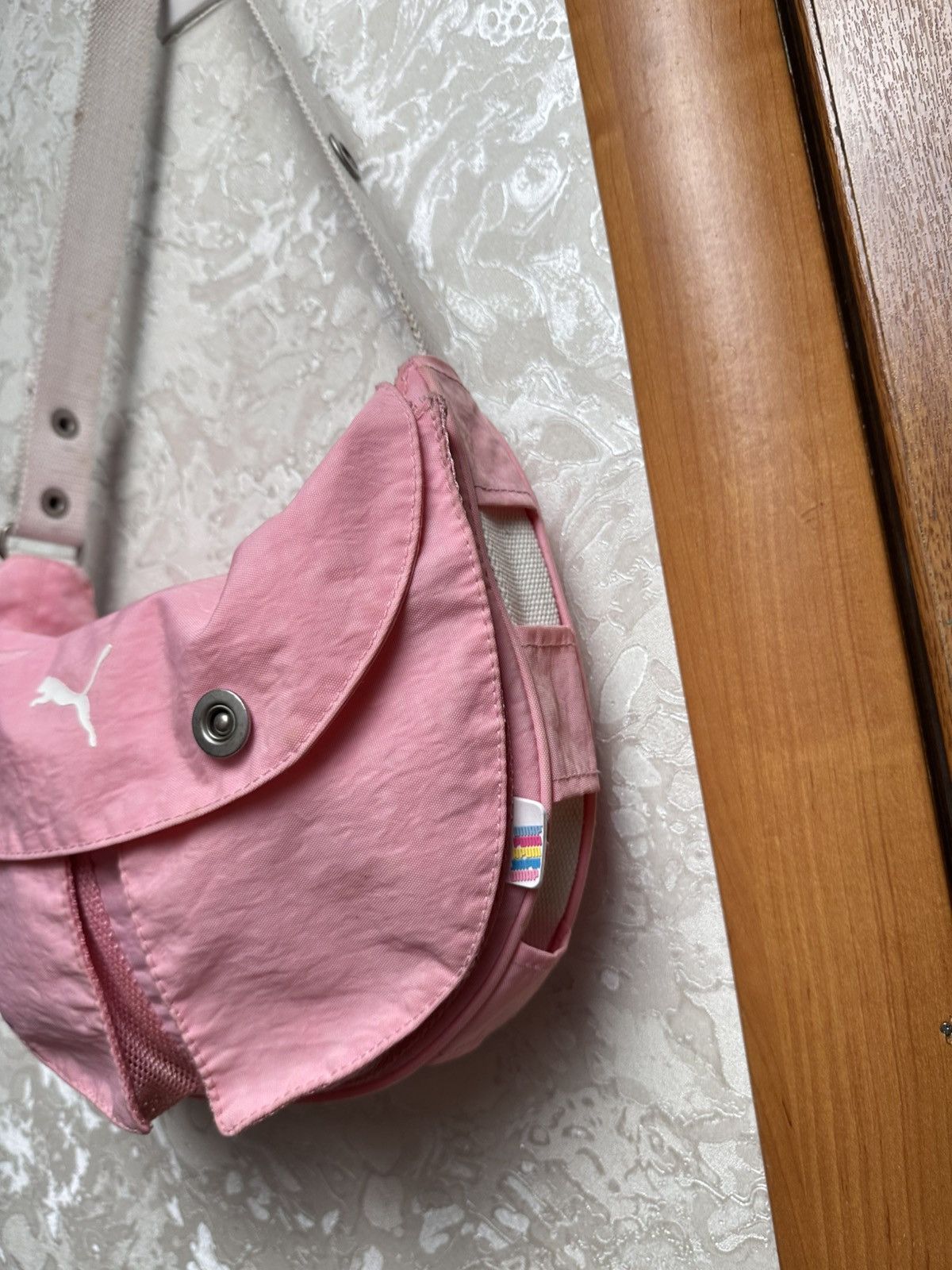 Puma × Vintage Puma Y2K Rounded Half Moon Pink Barbie Handbag Size ONE SIZE - 4 Thumbnail