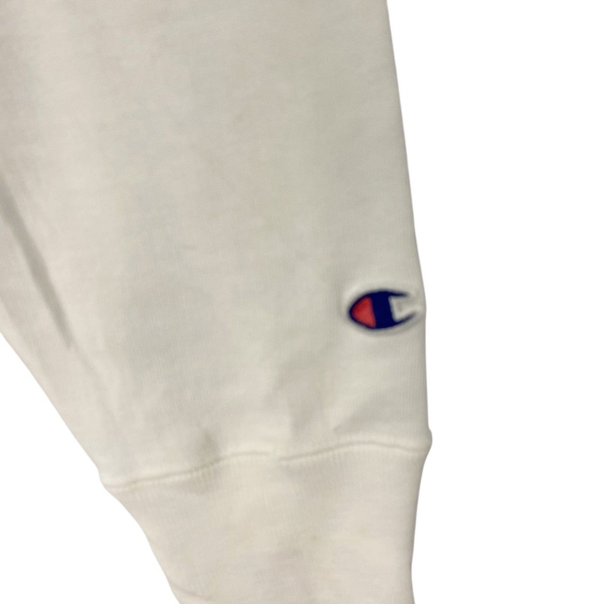 Champion Vintage Champion Sportwear Sweatshirt Crewneck White Size M Size US M / EU 48-50 / 2 - 5 Thumbnail