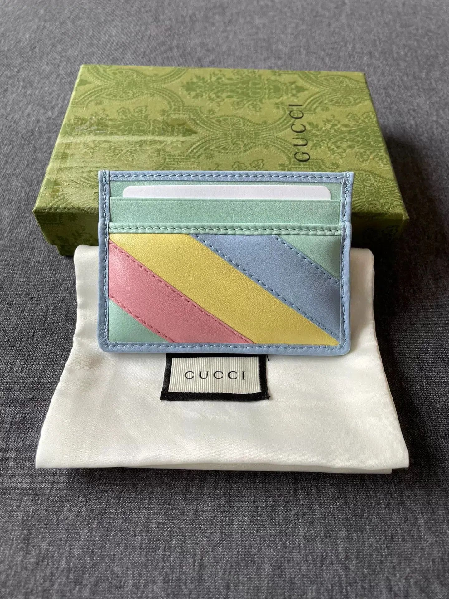 Gucci Gucci Leather Rainbow Marmont Card Case. Size ONE SIZE - 7 Thumbnail